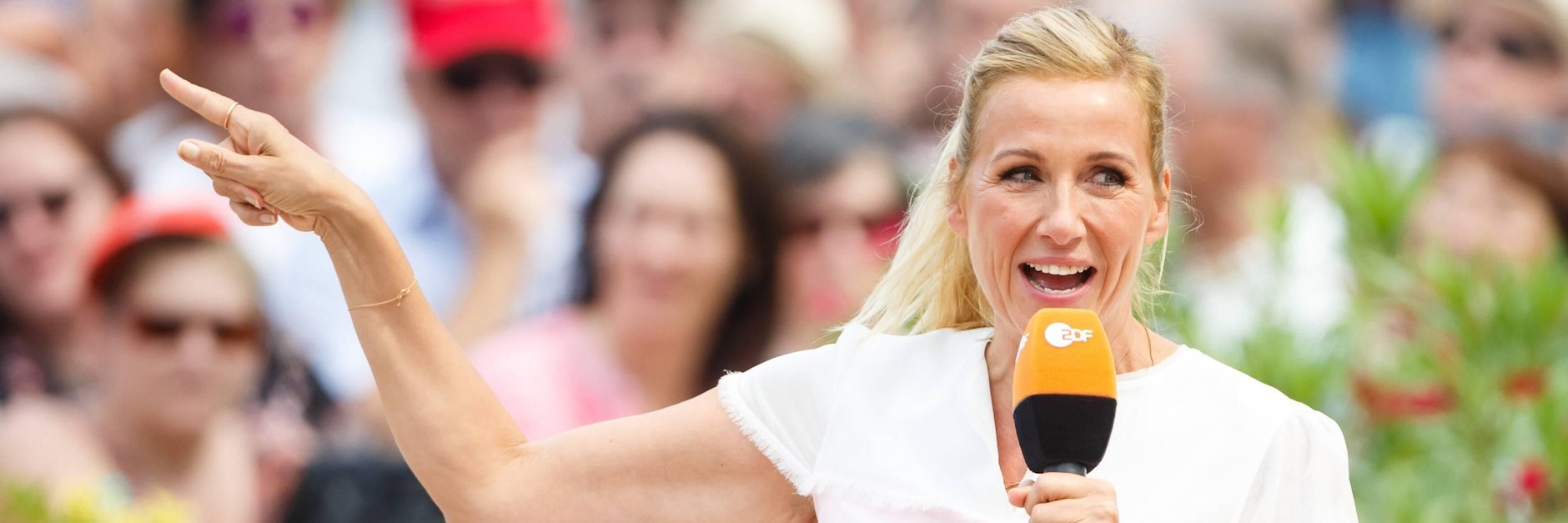 Andrea Kiewel moderiert seit Jahren den ZDF-Fernsehgarten.