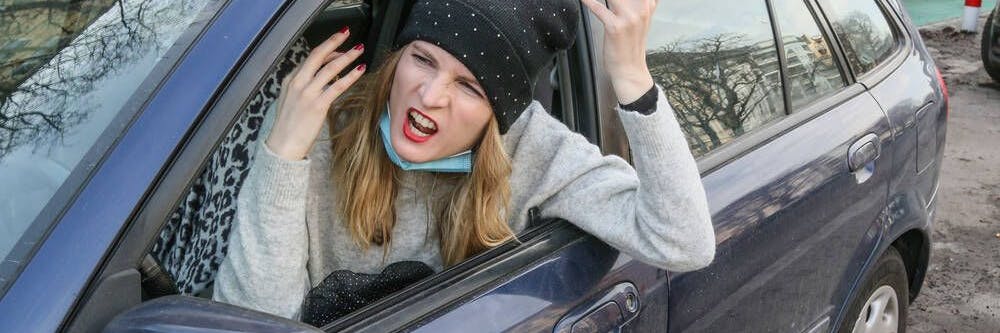 Jedes Jahr kommen etwa 30.000 Fälle wegen Nötigung im Straßenverkehr zur Anzeige.