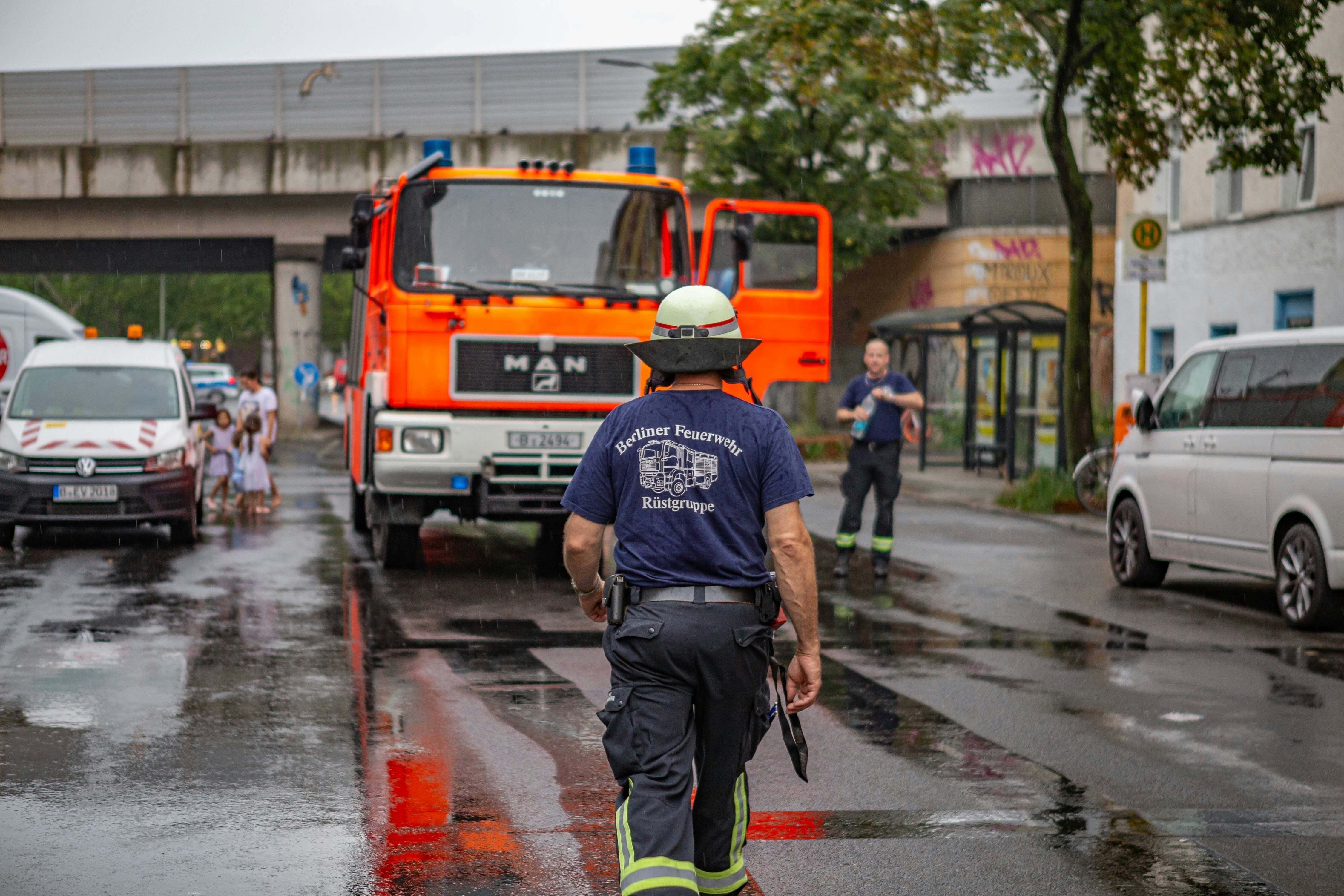 Rummelsburg: Dachstuhl eines Mehrfamilienhauses steht in Flammen - Vimarsana News
