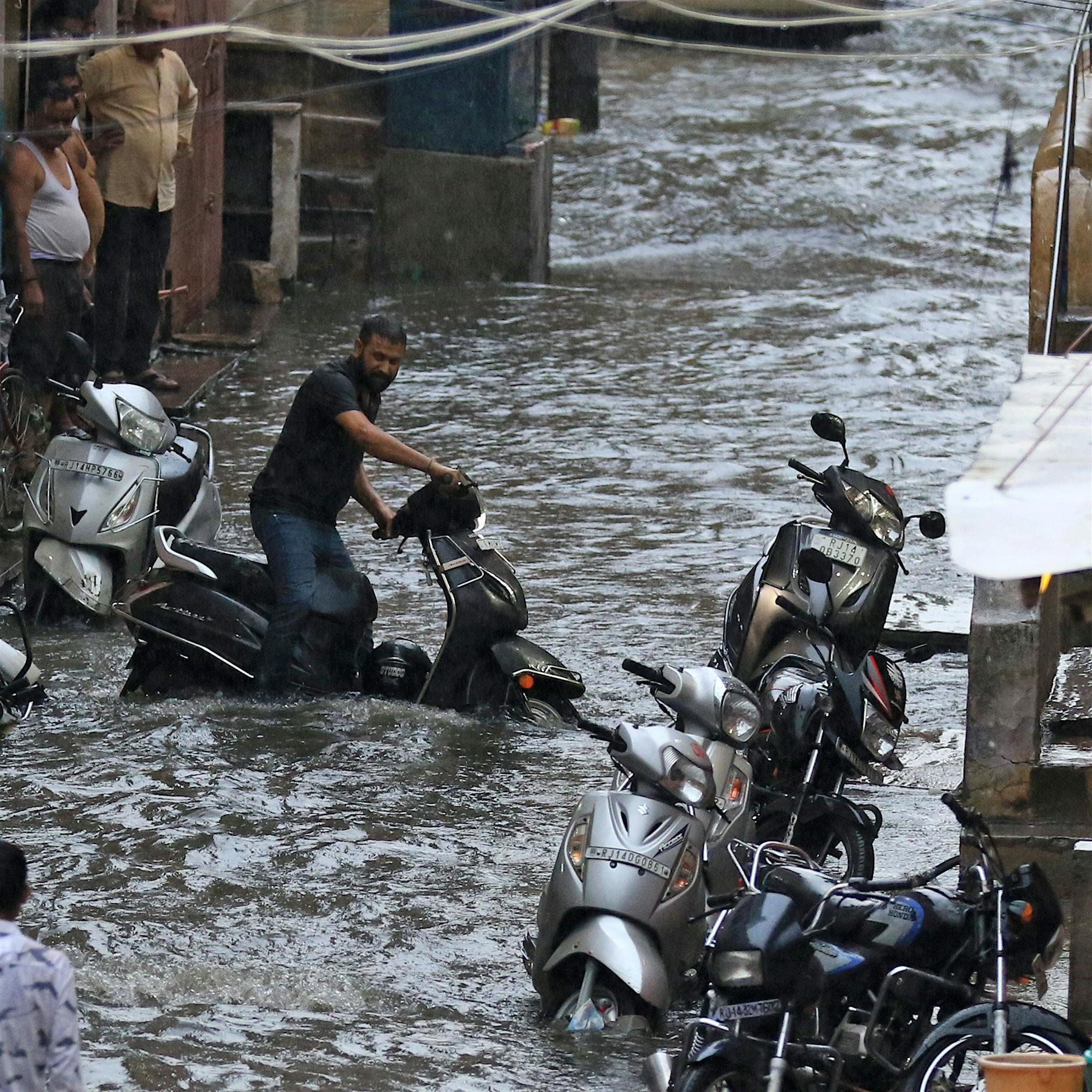 Indien: Mehr als 190 Tote nach Monsunregen