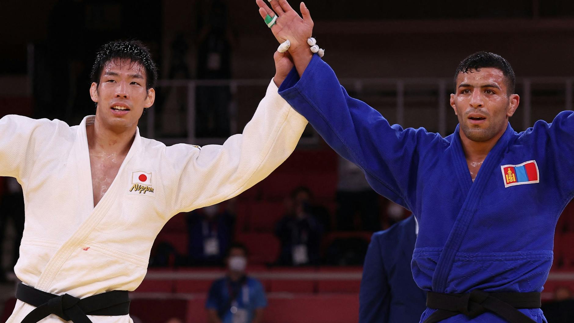 Zwei Sieger in der Tokioter Judohalle: Olympiasieger Takanori Nagase und Silbermedaillengewinner Saeid Mollaei.