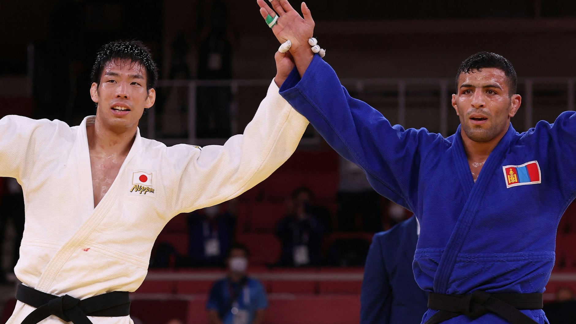 Zwei Sieger in der Tokioter Judohalle: Olympiasieger Takanori Nagase und Silbermedaillengewinner Saeid Mollaei.