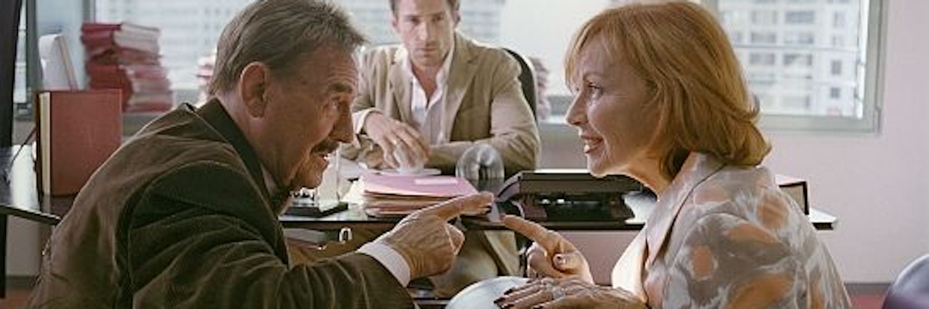Herbert Köfer und Brigitte Grothum: 2005 spielten sie in dem TV-Film Bettgeflüster und Babyglück ein Ehepaar, das sich scheiden lassen will.