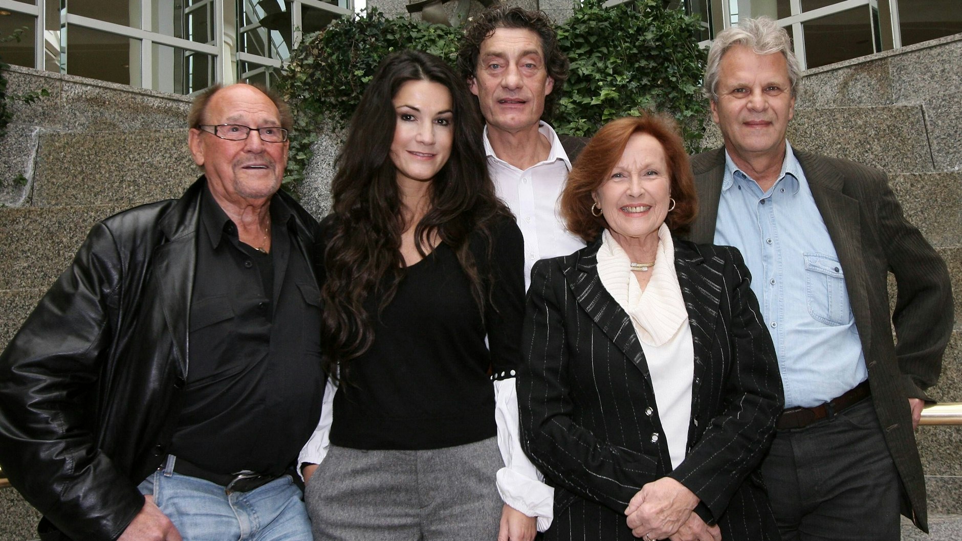 Das „Jedermann“-Ensemble von 2008: Es war das erste Jahr, in dem Herbert Köfer bei den Festspielen mitmachte. Neben ihm sind Mariella Ahrens, Winfried Glatzeder, Brigitte Grothum und&nbsp; Peter Sattmann.