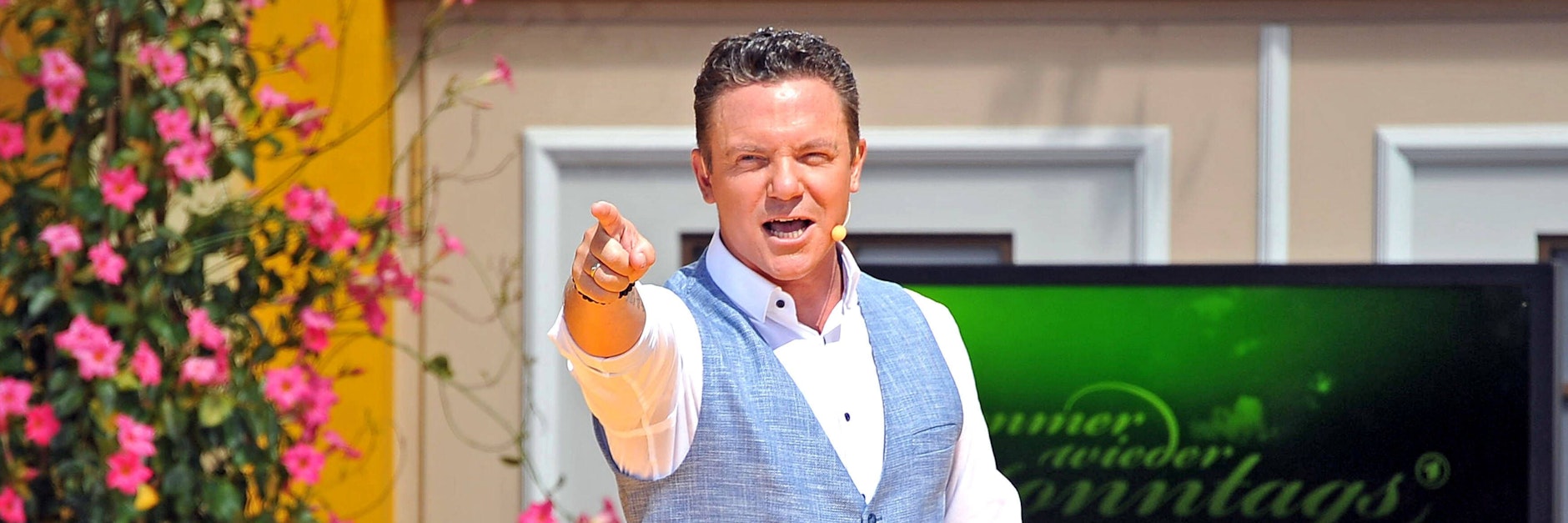 Stefan Mross ist mit „Immer wieder sonntags“ zurück auf Sendung.