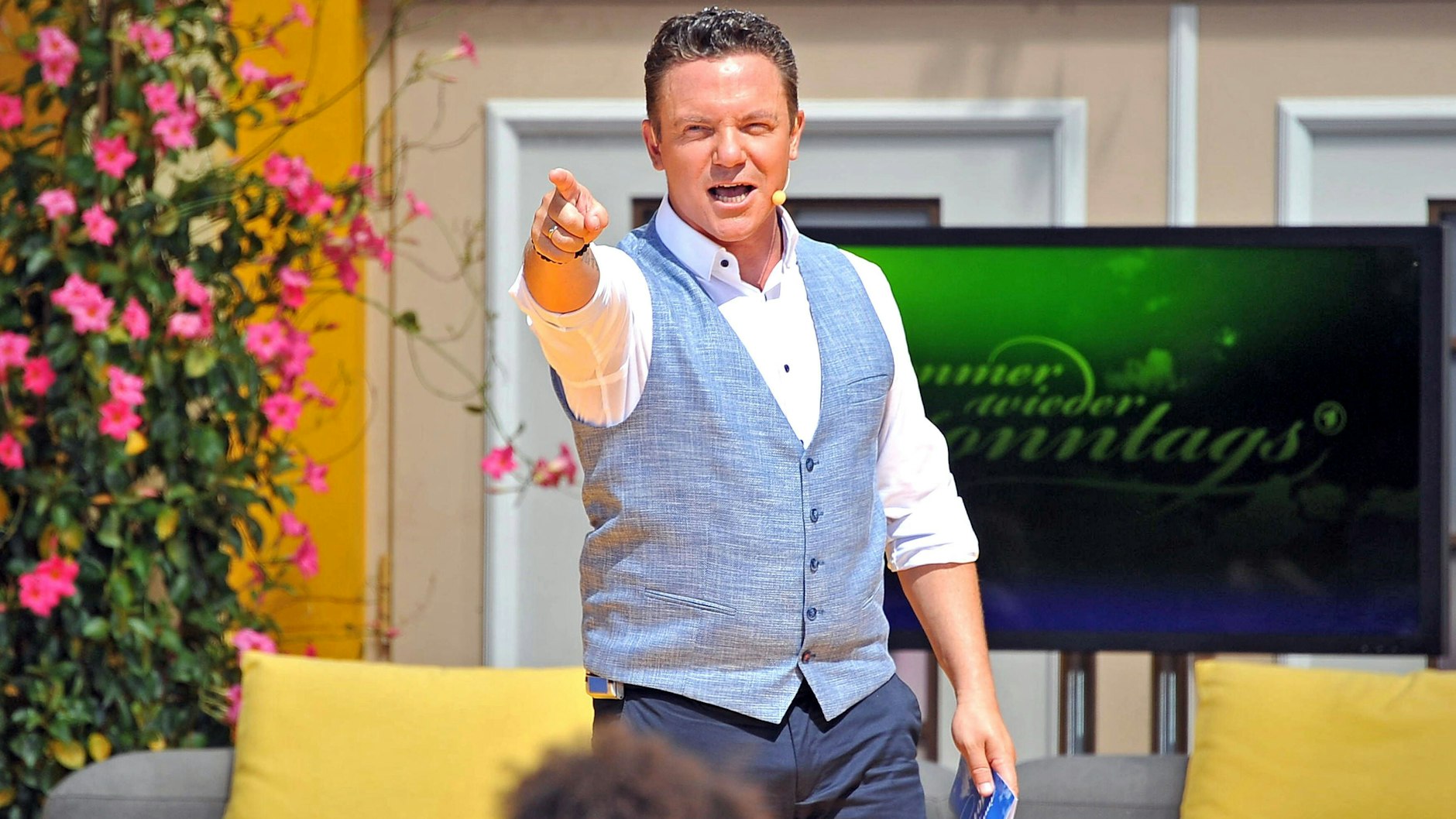 Stefan Mross moderiert die Schlager-Show „Immer wieder sonntags“ seit 2005.