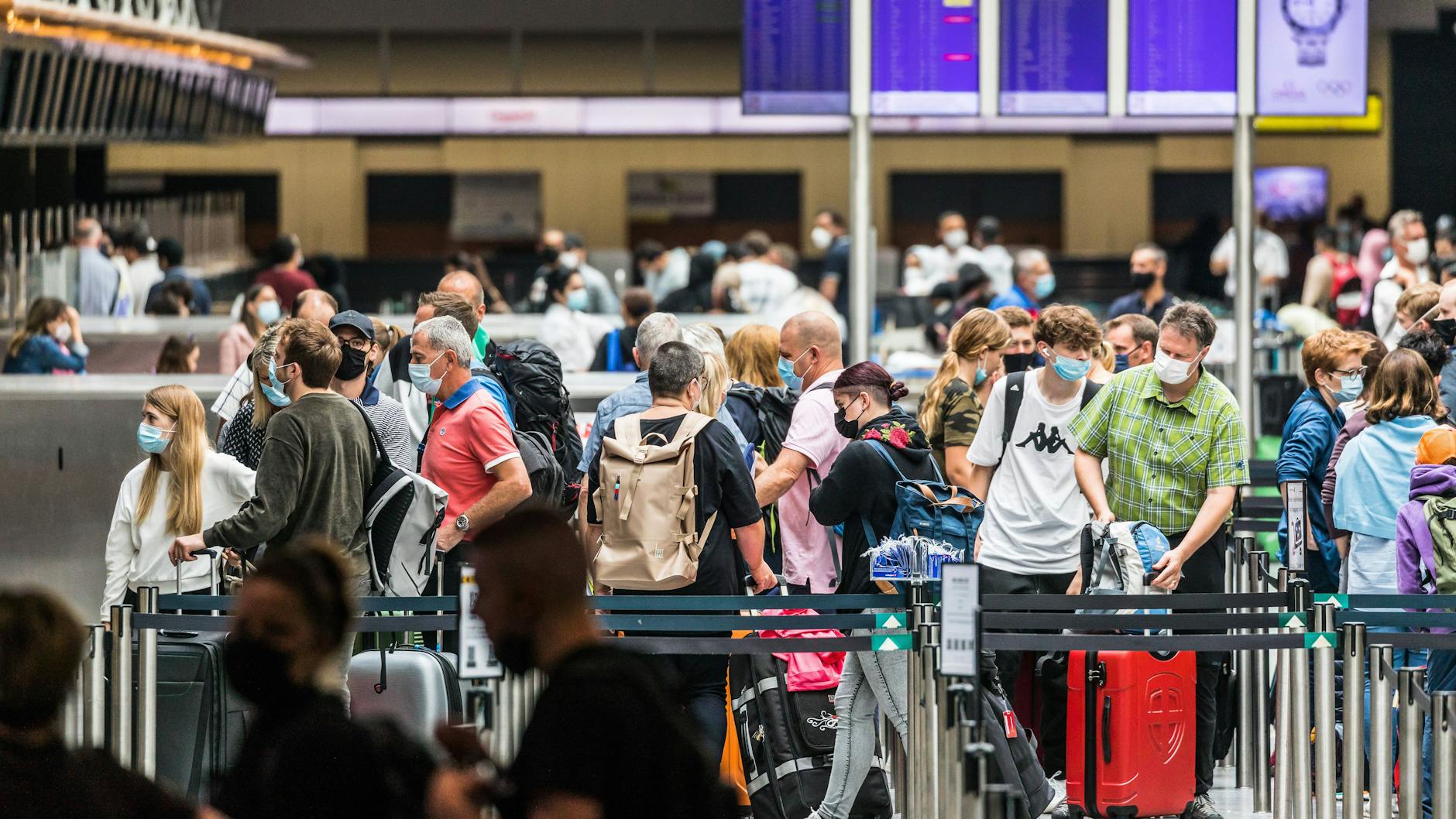 Die Einreise-Testpflicht für Urlauber soll ab Sonntag gelten.