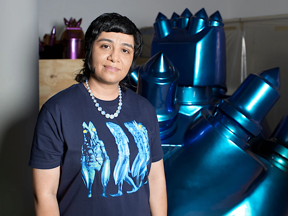 The artist amid Alien Technology.