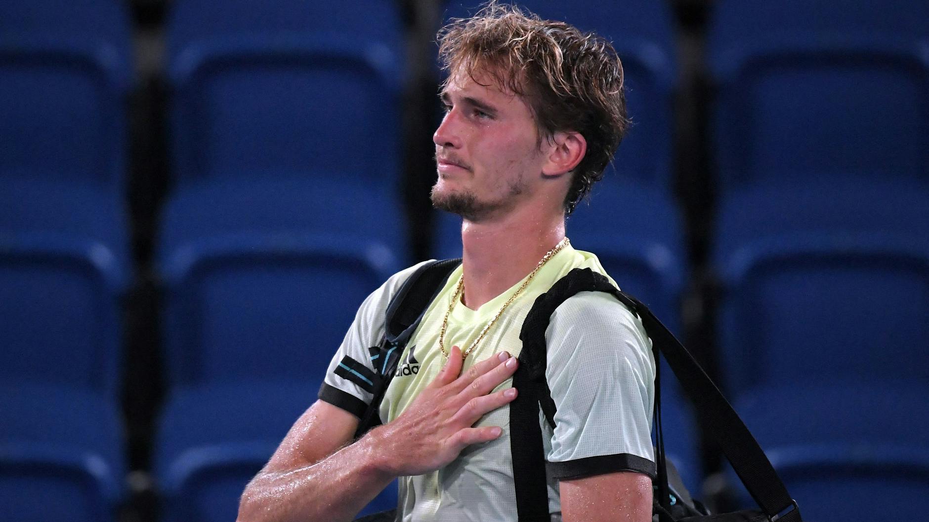 Zu Tränen gerührt: Alexander Zverev ließ seinen Emotionen nach dem gewonnen Olympia-Halbfinale freien Lauf. 