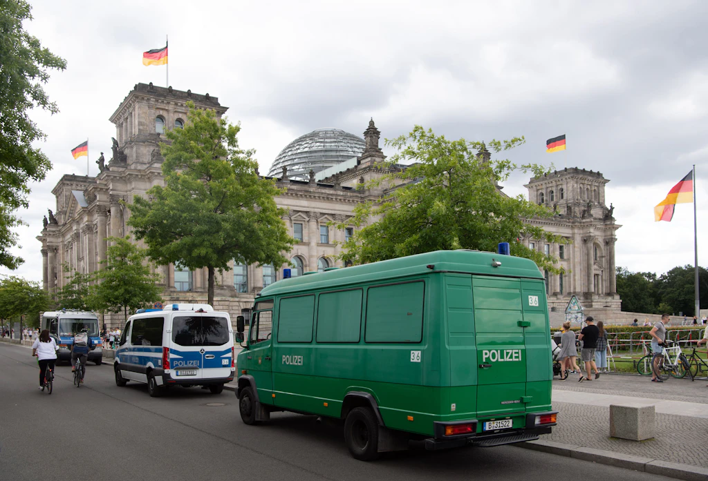 Demo-Verbote bestätigt – Polizei ist trotzdem mit Großaufgebot im Einsatz