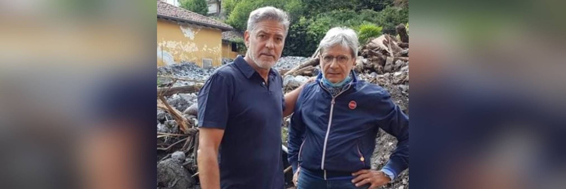 George Clooney mit dem Bürgermeister der Stadt Laglio Roberto Pozzi.