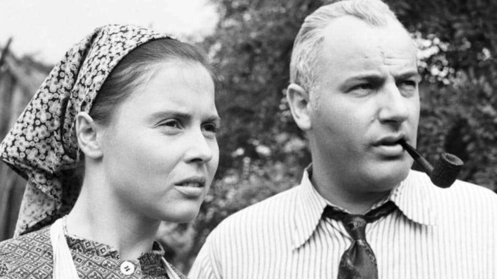 „Wege übers Land“: 1968 lief erstmals die Serie mit Ursula Karusseit und Manfred Krug.