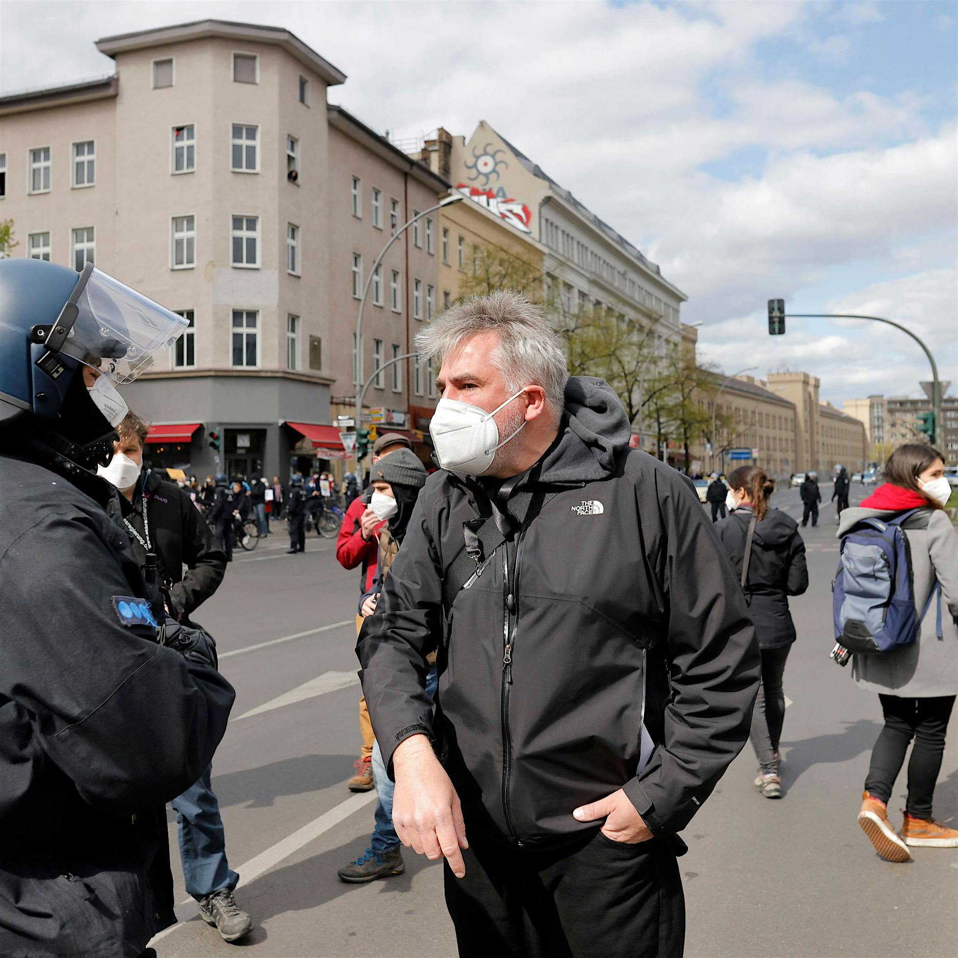 Nach Angriff bei „Querdenken“-Demo: Gewerkschafter wohlauf, aber „traumatisiert“