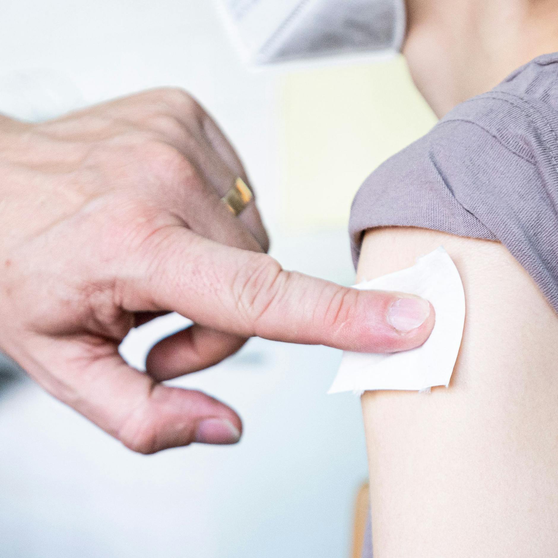 Minister beschließen Corona-Impfung für Kinder ab 12 Jahren