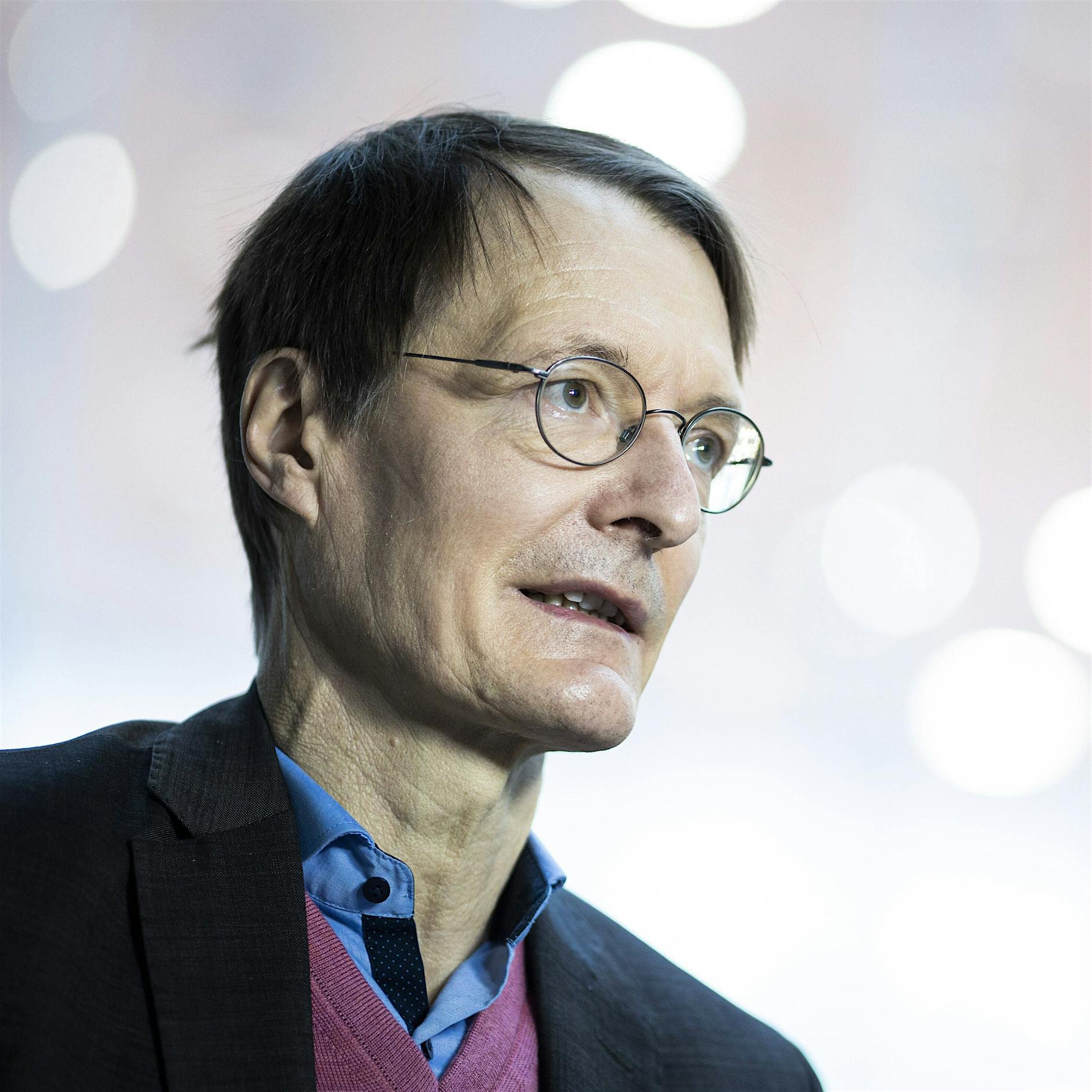 Lauterbach: Corona-Impfungen von Kindern ab 12 Jahren sind „angemessen“