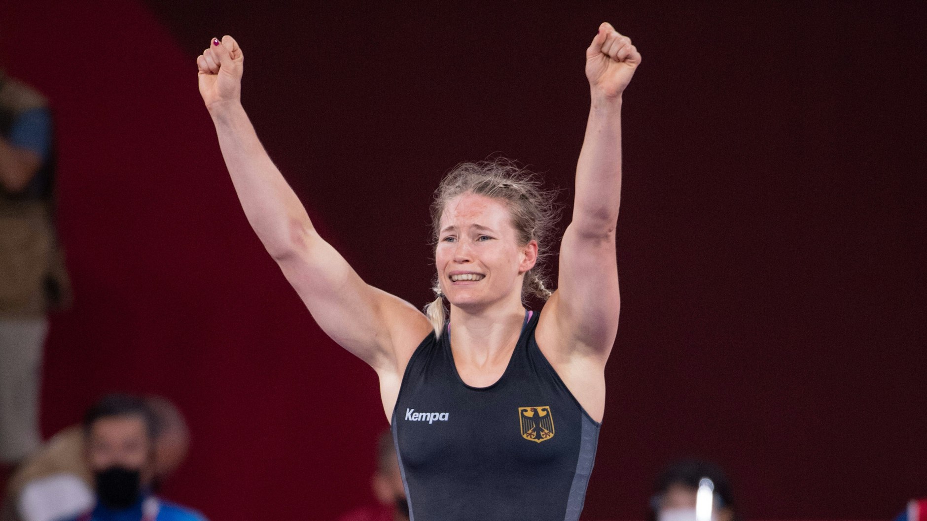 Im letzten Kampf der Karriere wird Ringerin Aline Rotter-Focken ...