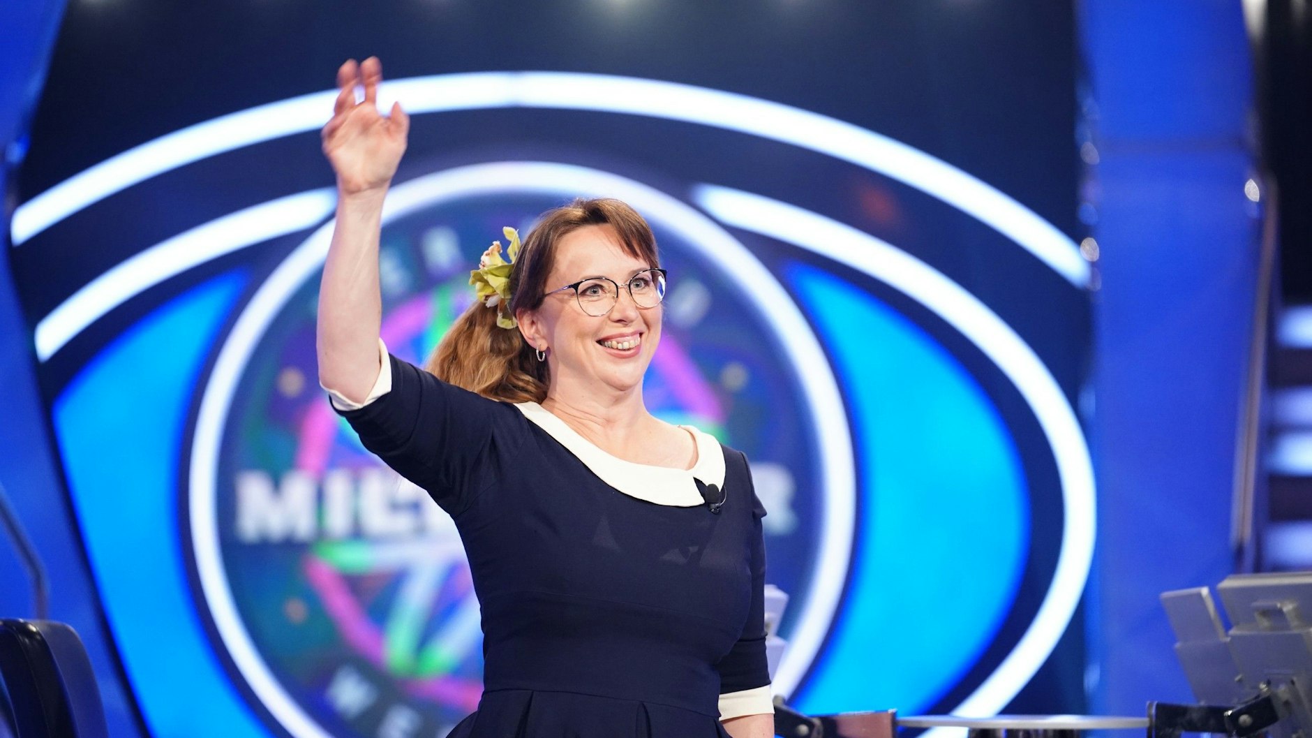 Die Freude ist groß: Martina Brandl verließ bei „Wer wird Millionär“ mit stolzen 125.000 Euro den Ratestuhl von Günther Jauch.