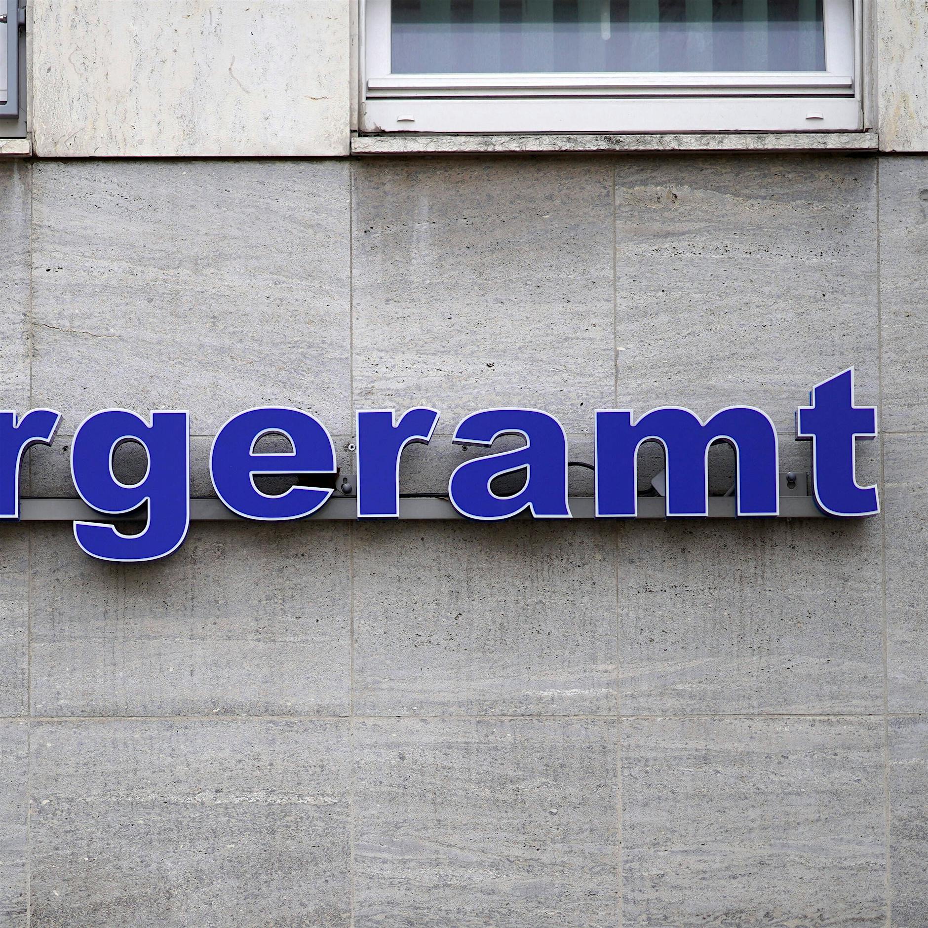 Politicians irked that no one can get an appointment at the Bürgeramt