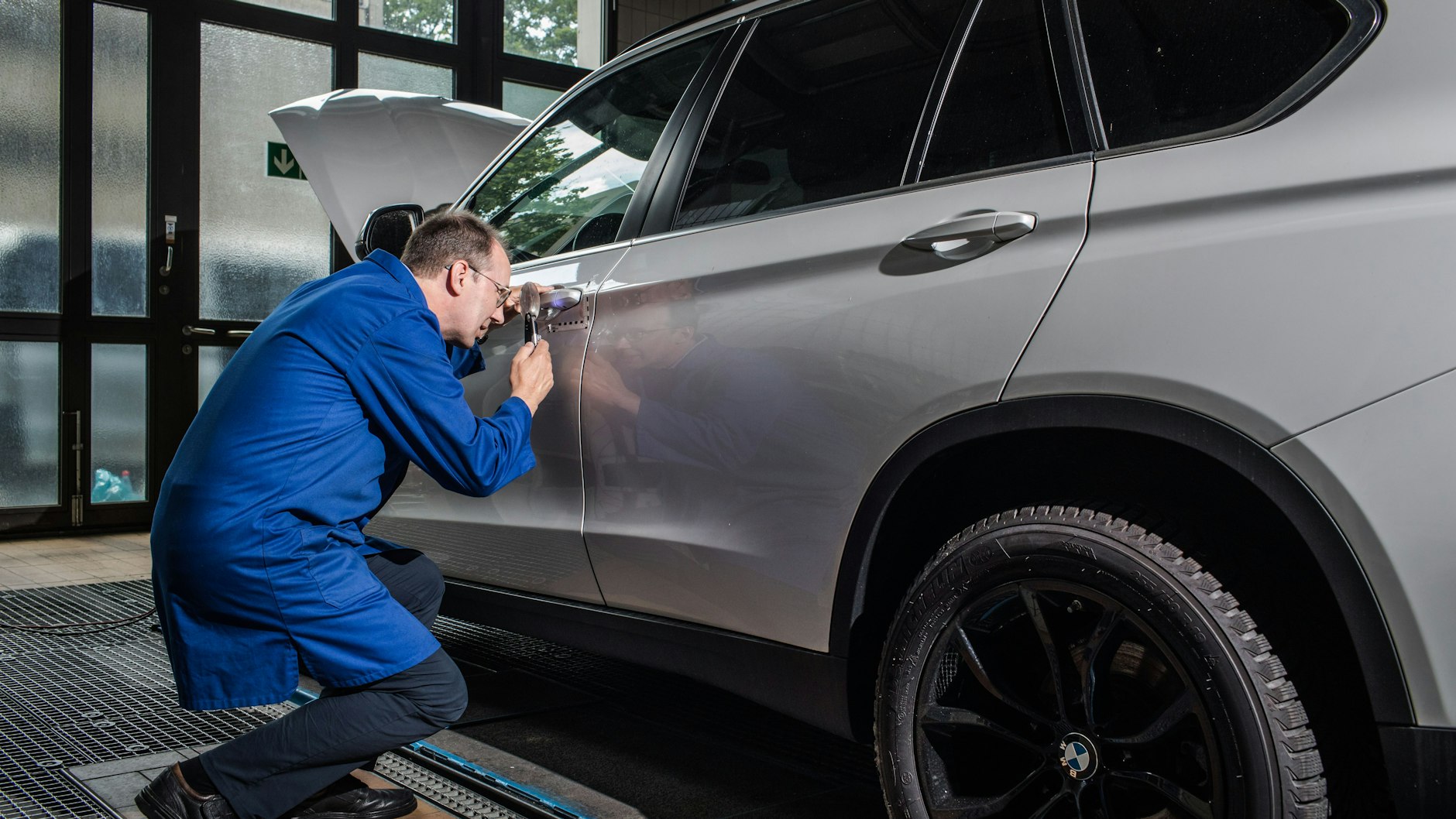 Frank Dangus arbeitet beim LKA KTI Technische Formspurensuche am Tempelhofer Damm 12.