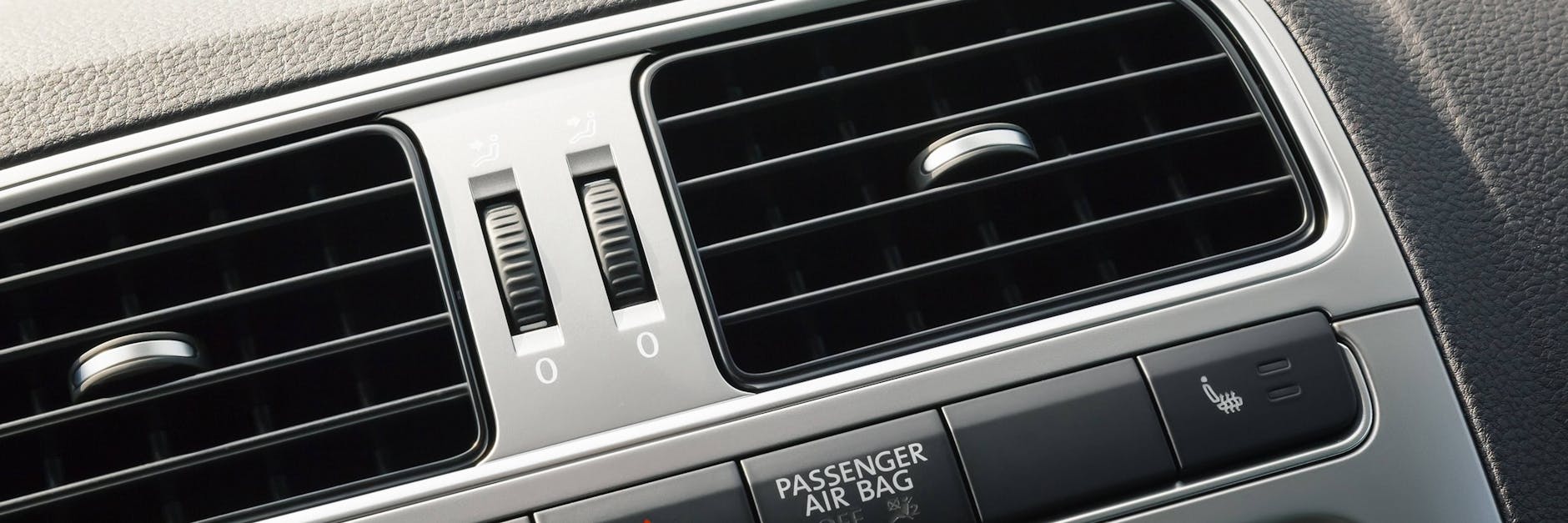 Wie stellt man die Klimaanlage des Autos richtig ein? Experten verraten es.