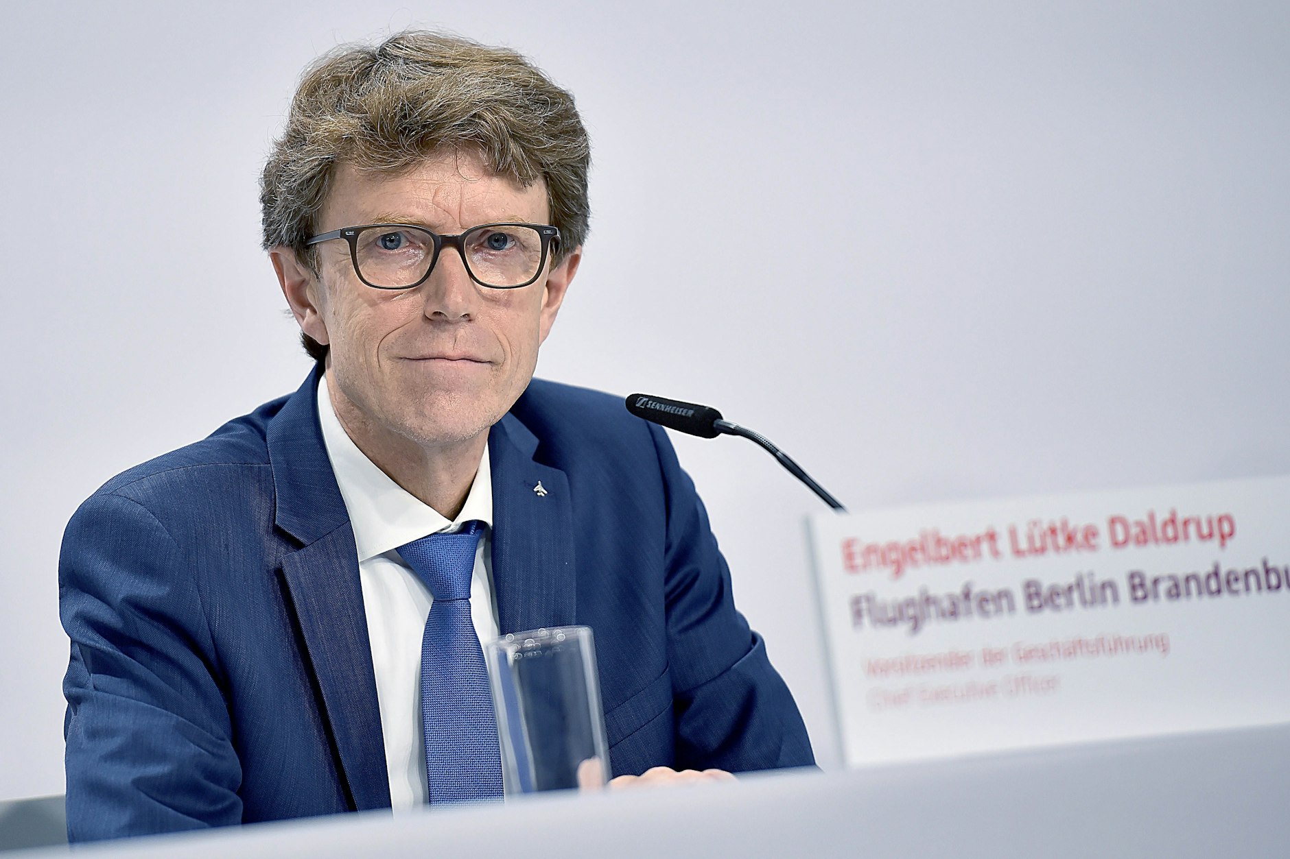 „Ich packe meine Sachen und fahre nach Hause. Was sonst noch passiert – keine Ahnung.“ Nicht mehr lange, dann geht Flughafenchef Engelbert Lütke Daldrup, 64, in Pension.