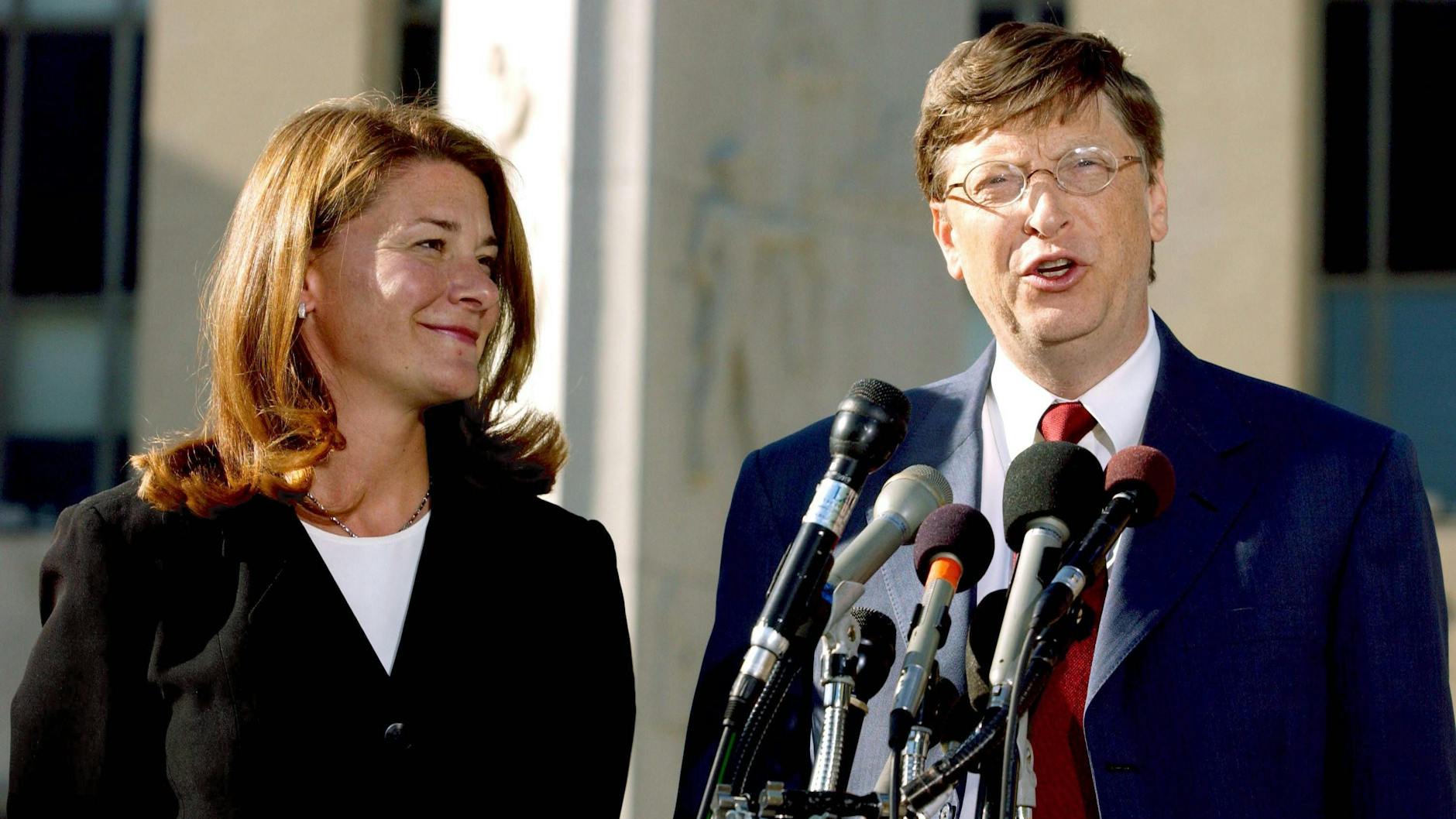 Bill Gates mit Ehefrau Melinda in gemeinsamen, glücklichen Zeiten. Sie haben sich inzwischen scheiden lassen.