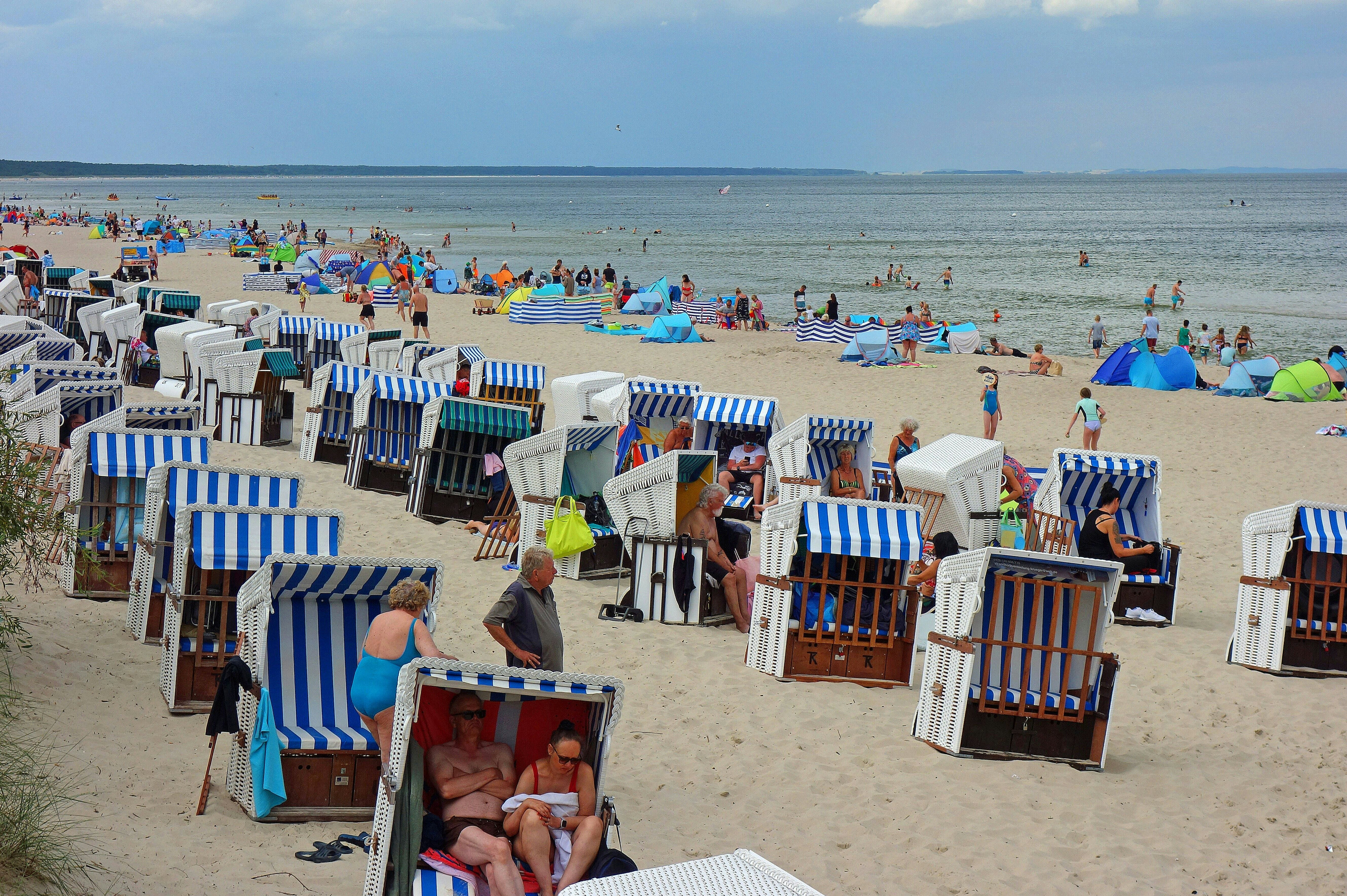 Badeunfälle ohne Ende: Mann schwimmt in der Ostsee: tot! - Vimarsana News