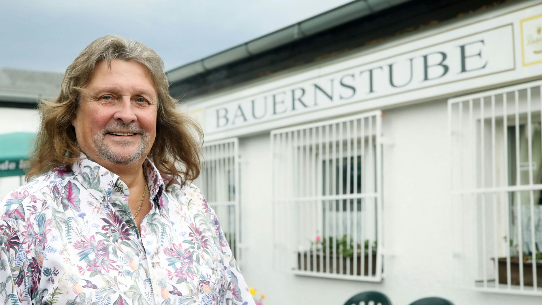 Holger Gerber (63) ist seit 17 Jahren Pächter in der Bauernstube in der KGA Bornholm I, außerdem spielt er Schlagzeug in der ersten Band am Platze. 