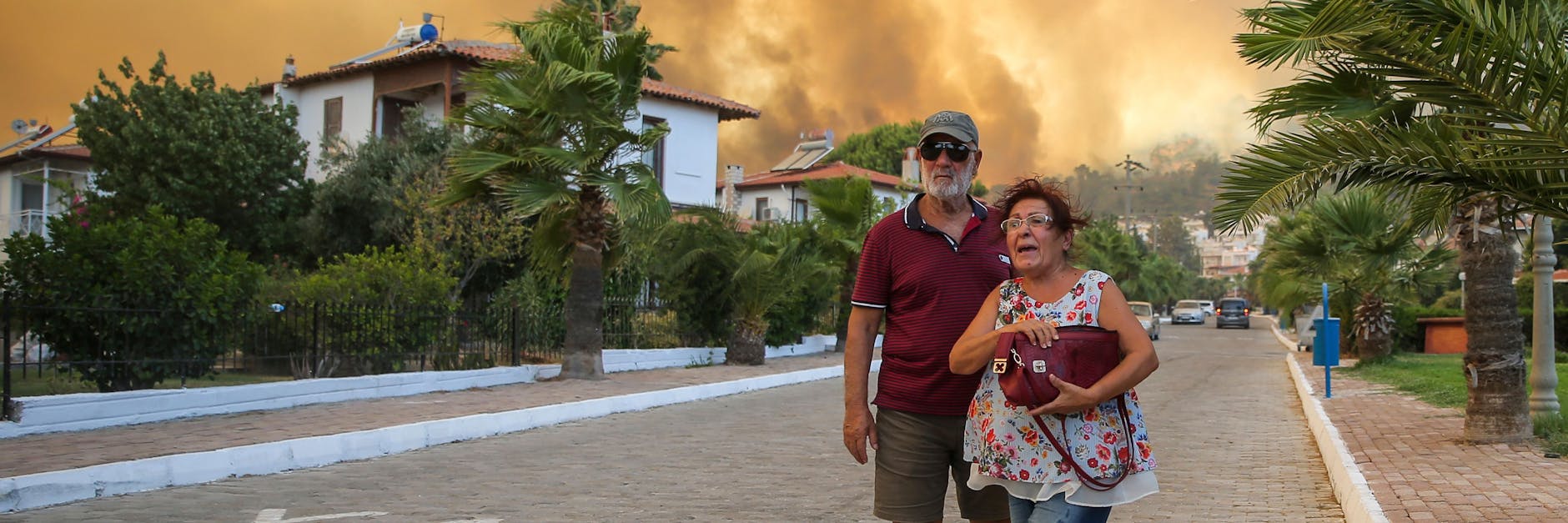 Waldbrände überziehen die Urlaubsregion Bodrum mit ätzenden Rauchwolken, die Flammen bedrohen die Wohnorte und auch Ferienanlagen.