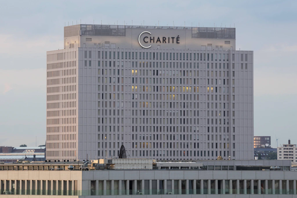 Corona: Charité Berlin beginnt mit Auffrischimpfungen ihrer Mitarbeiter