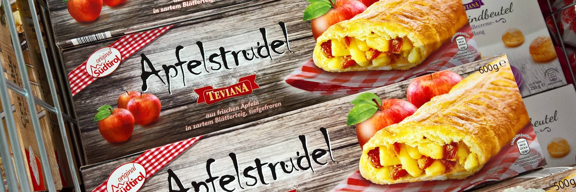 In dieser traurigen Geschichte geht es um ein Pärchen – und einen Apfelstrudel aus dem Tiefkühlregal.