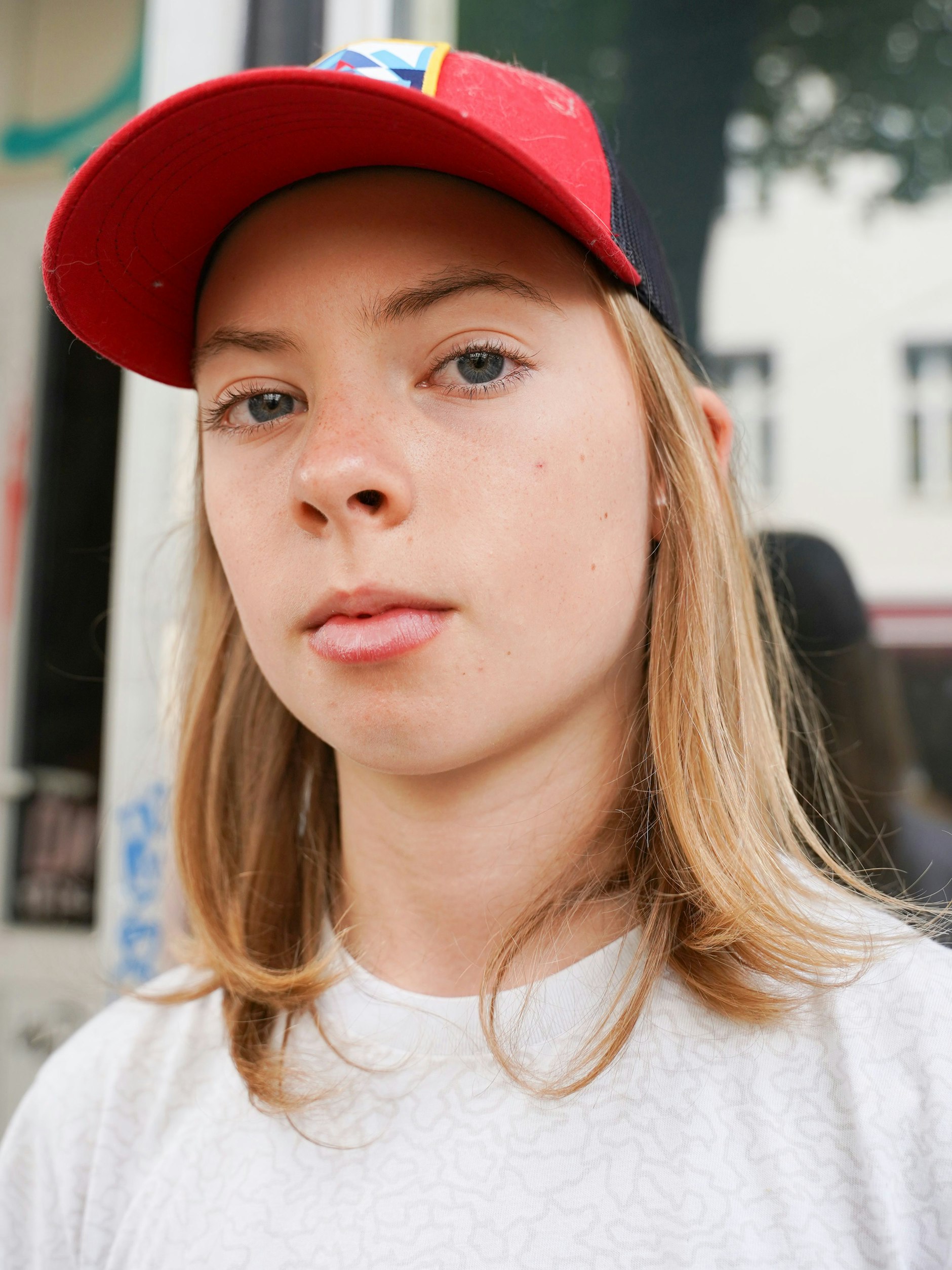 Anton verzieht keine Miene beim Shoot.