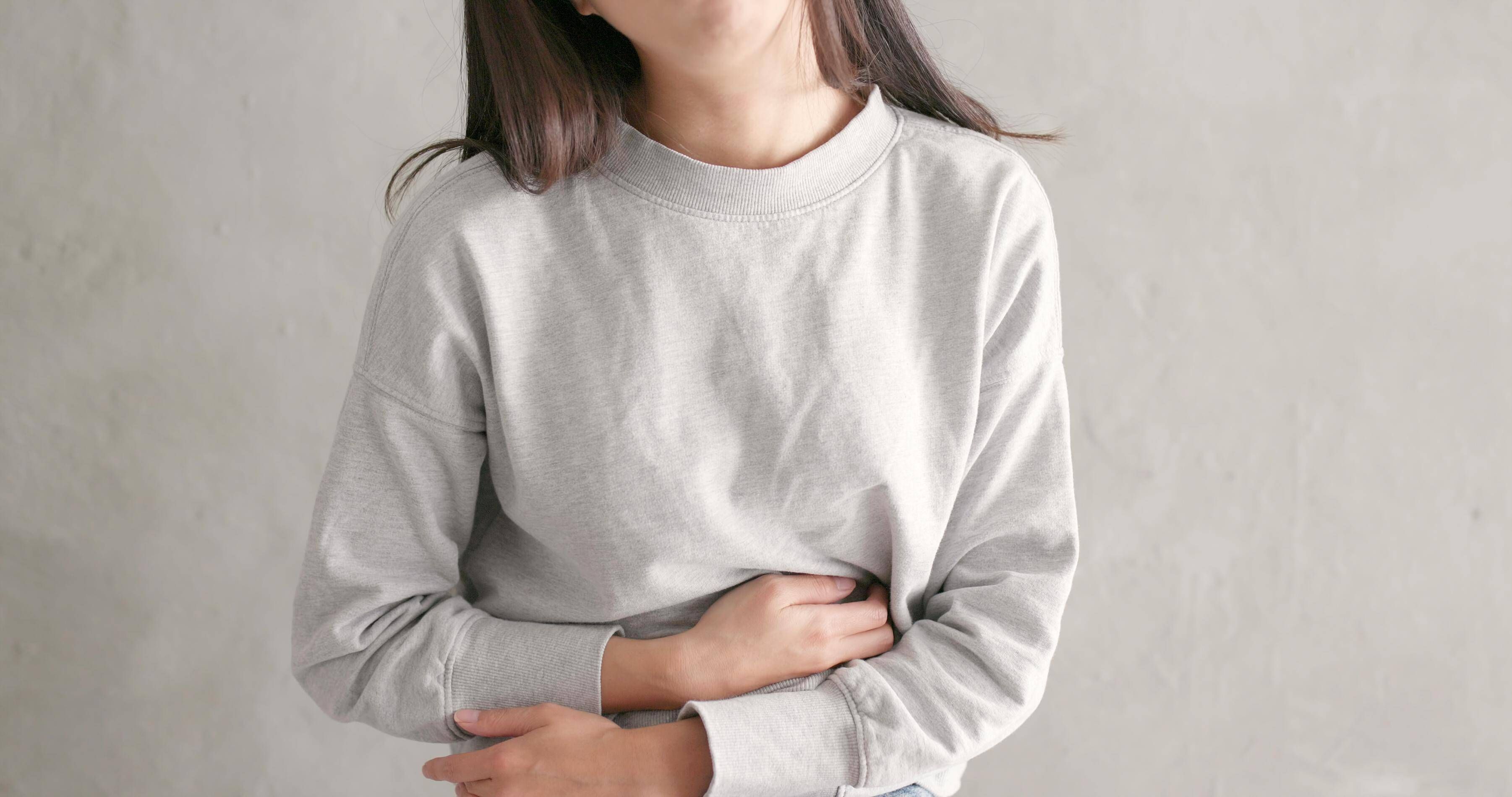 Wie Heilpflanzen gegen Menstruationsbeschwerden helfen können