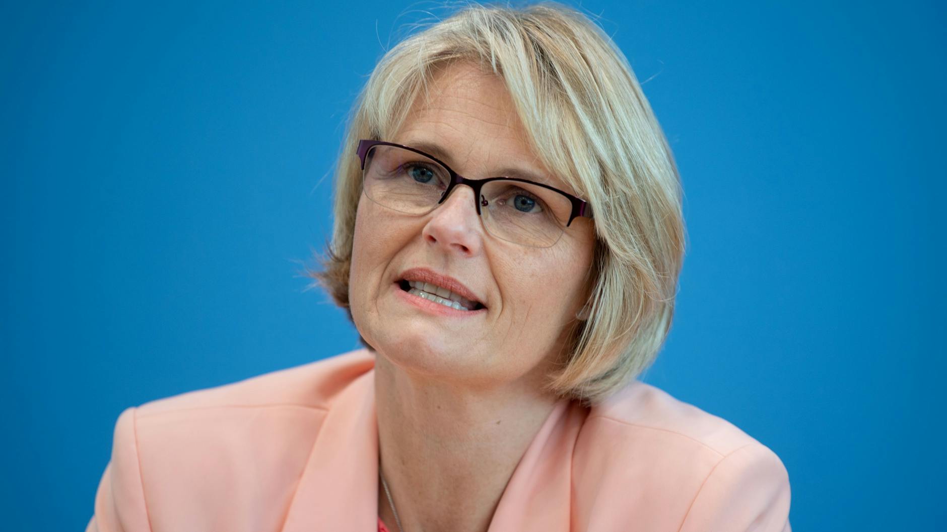 Anja Karliczek (CDU), Bundesministerin für Bildung und Forschung