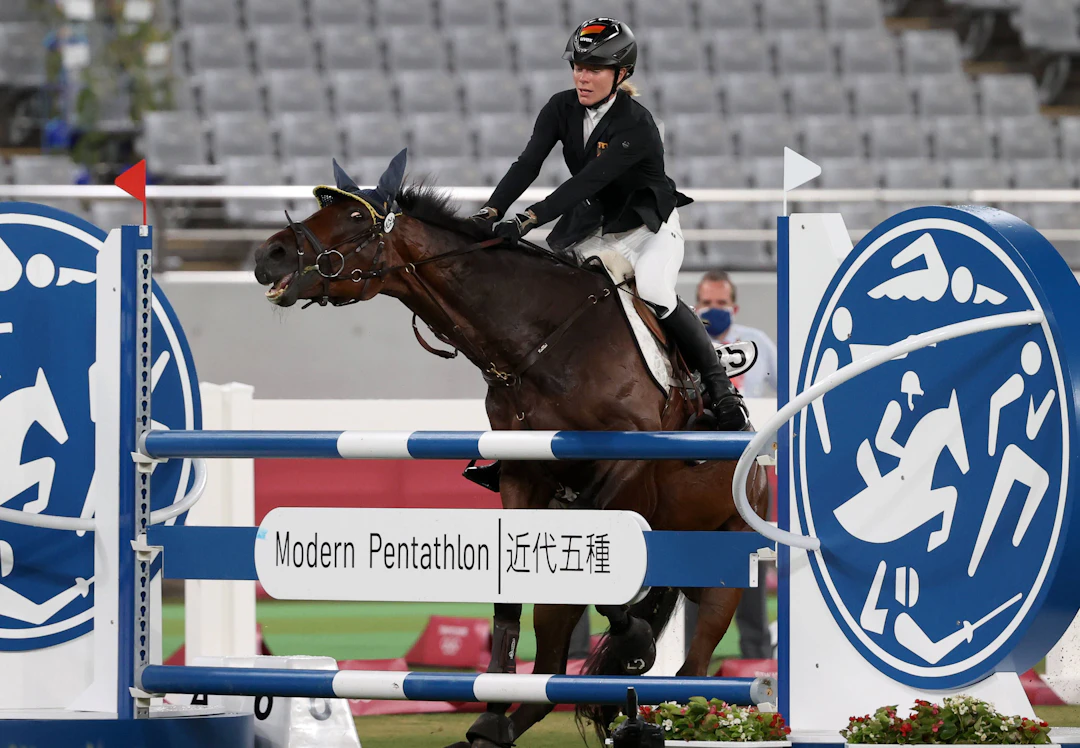 Nach Reit Drama Bei Olympia Shitstorm Gegen Annika Schleu