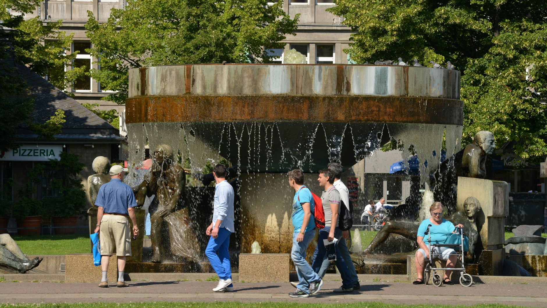 Der Südbrunnen am Wittenbergplatz ist nicht zeitgemäß.