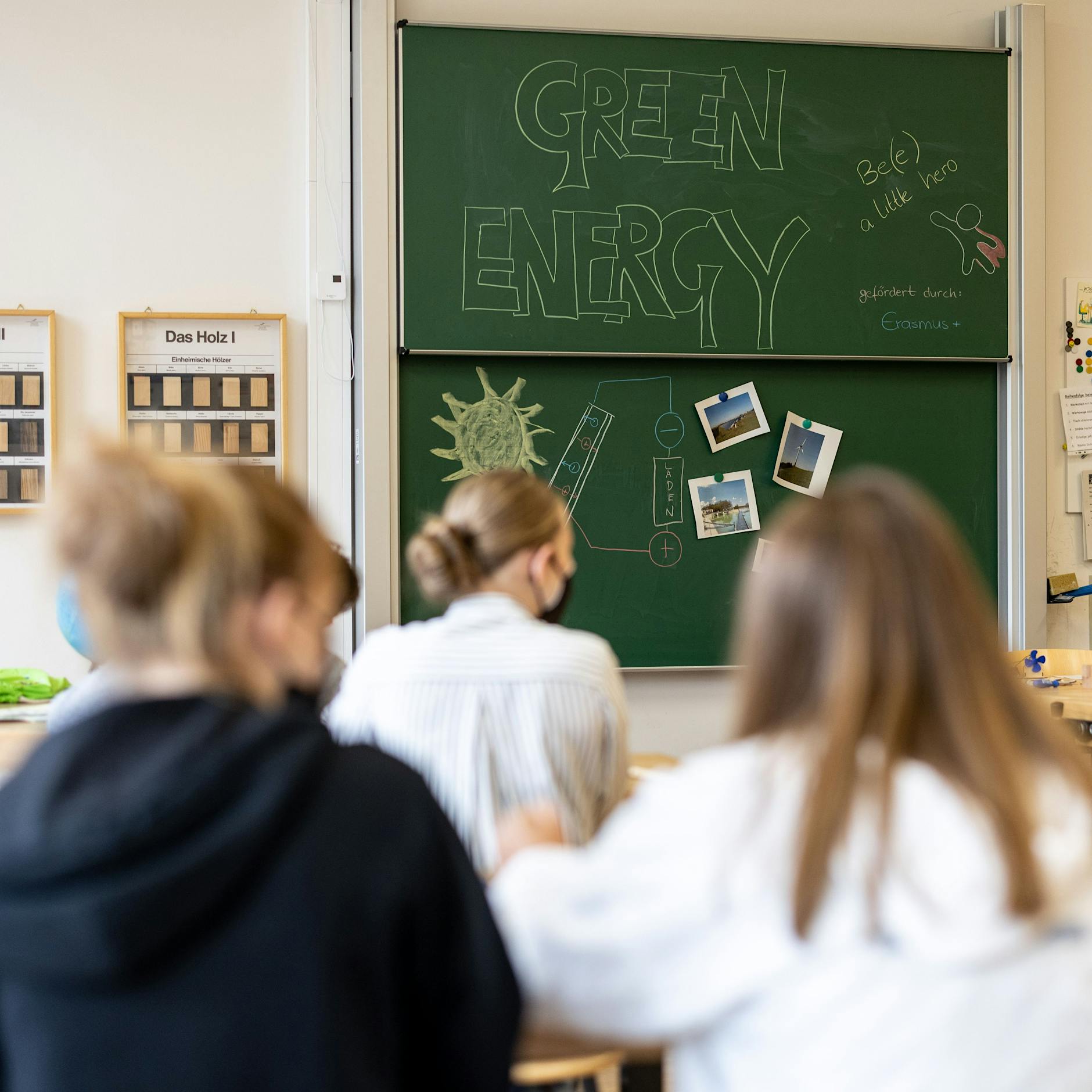 Die Schule startet wieder: Wie läuft das nächste Pandemie-Schuljahr, welche Regeln gelten? KURIER beantwortet alle Fragen!