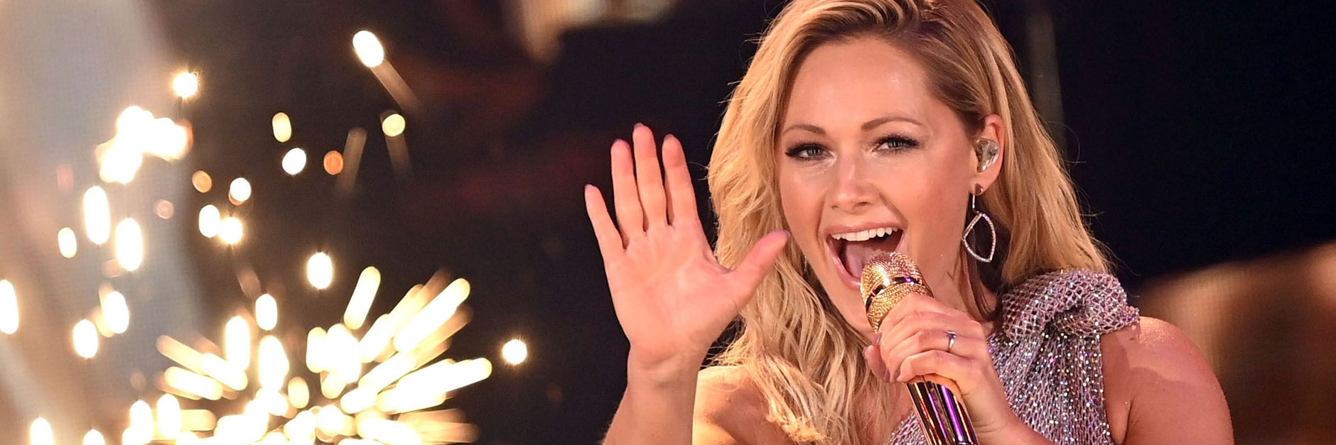 Helene Fischer feierte am Freitag die Premiere ihres neuen Musikvideos „Vamos a Marte“.