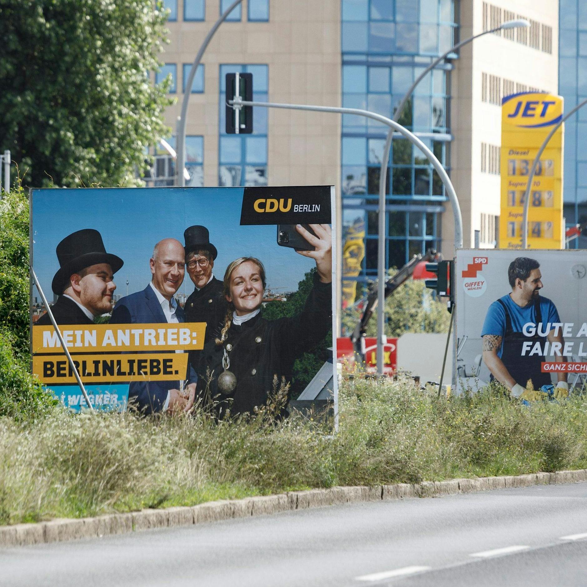 Wahljahr 2021: Der Berliner Straßenkampf geht los! Der Krieg um die Politiker-Plakate hat begonnen