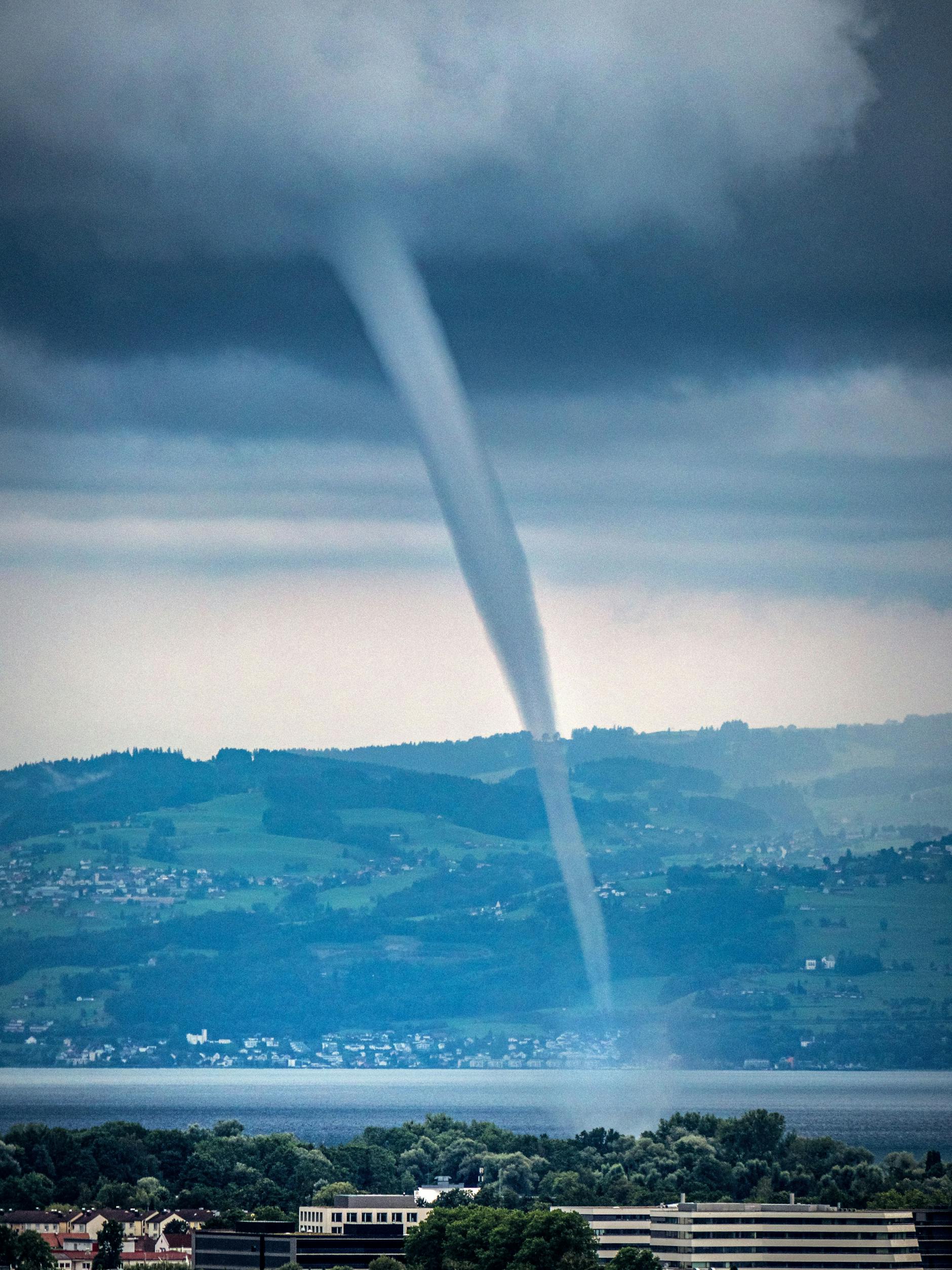 Anfang August fegten zwei Tornados über den Bodensee. Solche Phänomene dürften auch in Deutschland häufiger werden.