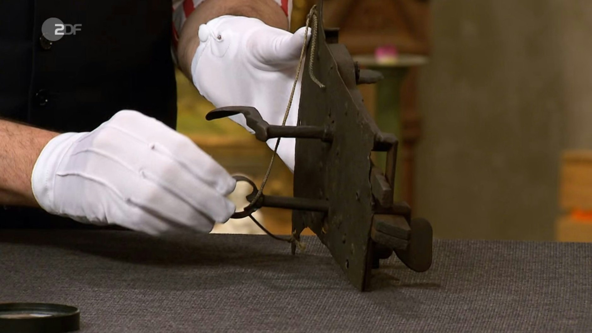 Das Schloss, das bei „Bares für Rares“ zum Verkauf steht, funktioniert noch einwandfrei.