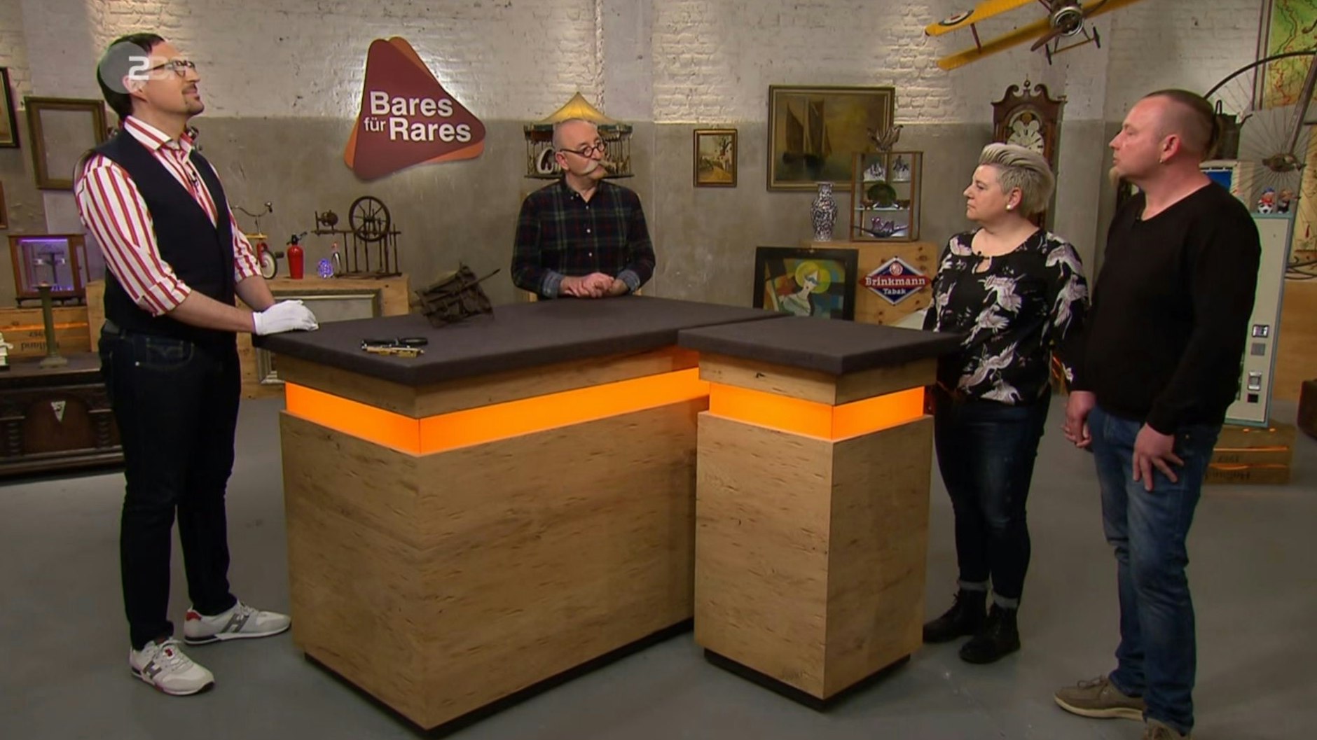 „Bares für Rares“-Experte Colmar Schulte-Goltz schätzt das Schloss auf ein Alter von 500 Jahren.