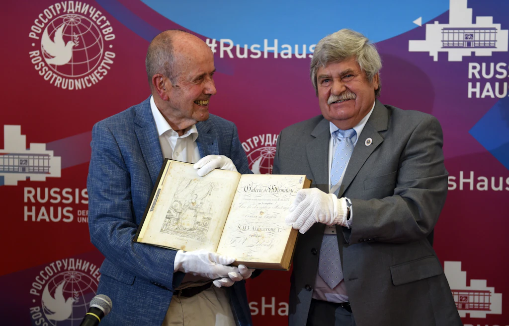 Raubkunst: Sohn eines Nazi-Besatzers gibt russischen Schatz zurück