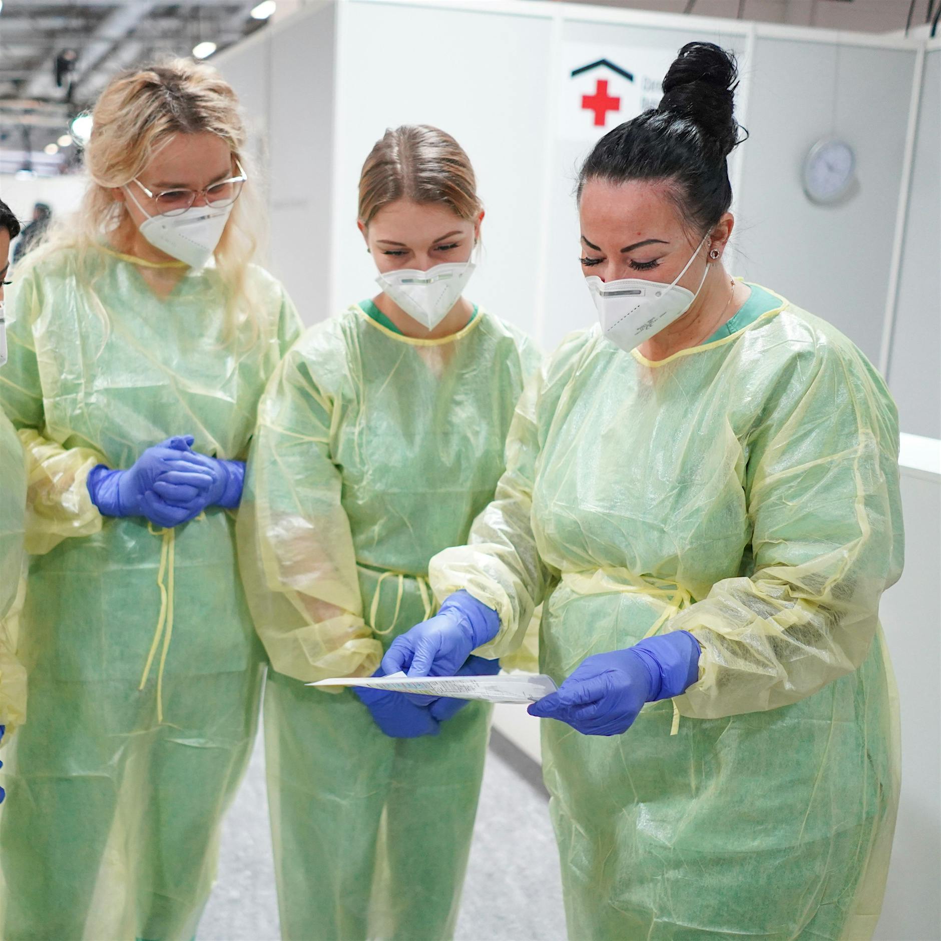 Auszubildende fordern Senatorin Kalayci zum Handeln auf