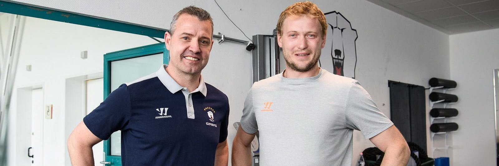Haben gemeinsam wieder Großes vor: Trainer Serge Aubin (l.) und Kapitän Frank Hördler.