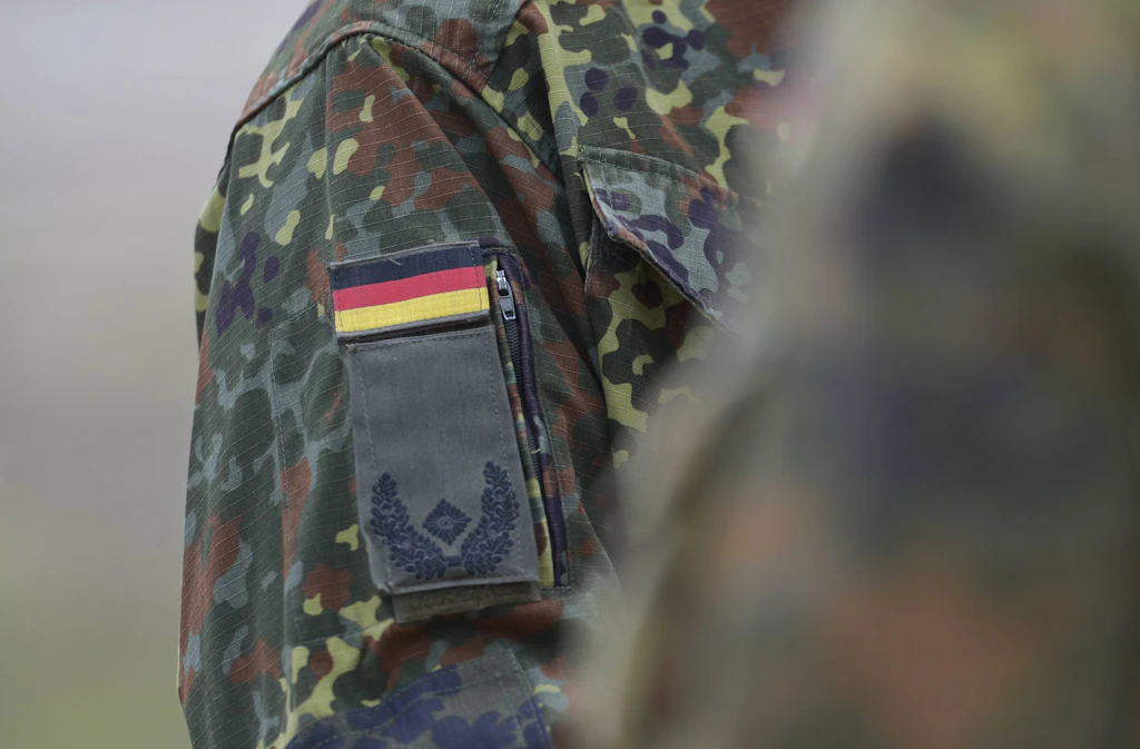Gutachter: Offizier Franco A. legte rassistische Masterarbeit vor