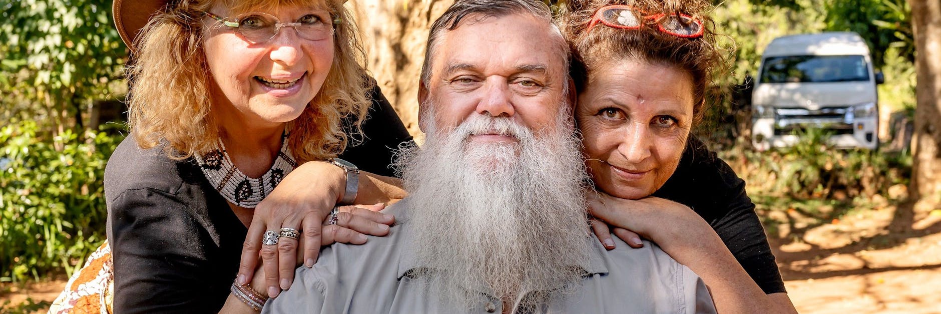 Bauer Werner aus Südafrika will in Katrin aus Hessen oder Conny aus Baden-Württemberg bei „Bauer sucht Frau“ eine neue Liebe finden.