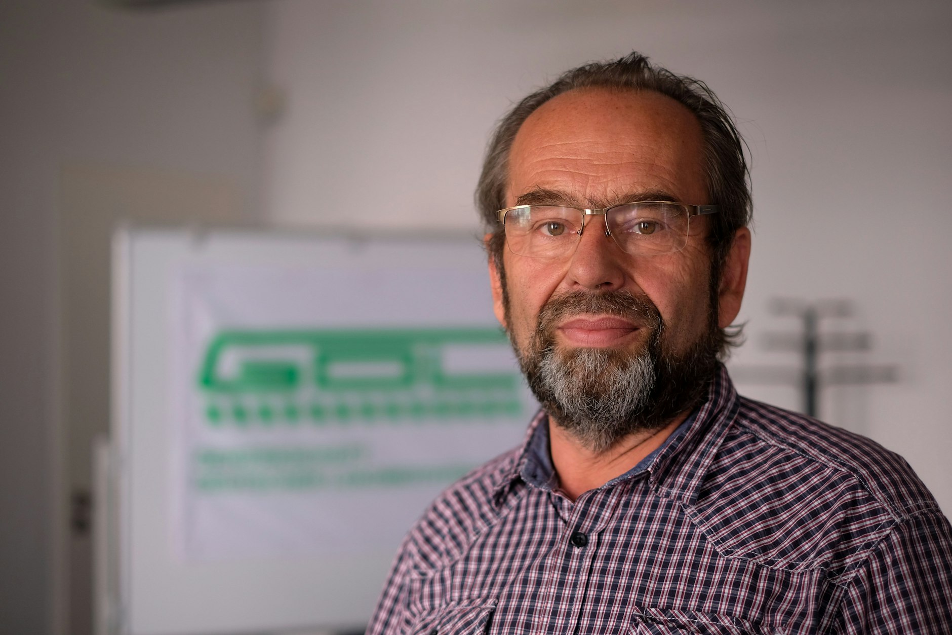 Seit 1979 sitzt er „auf dem Bock“: Detlef Gangelmayer ist Lokführer bei der Deutschen Bahn.<br>