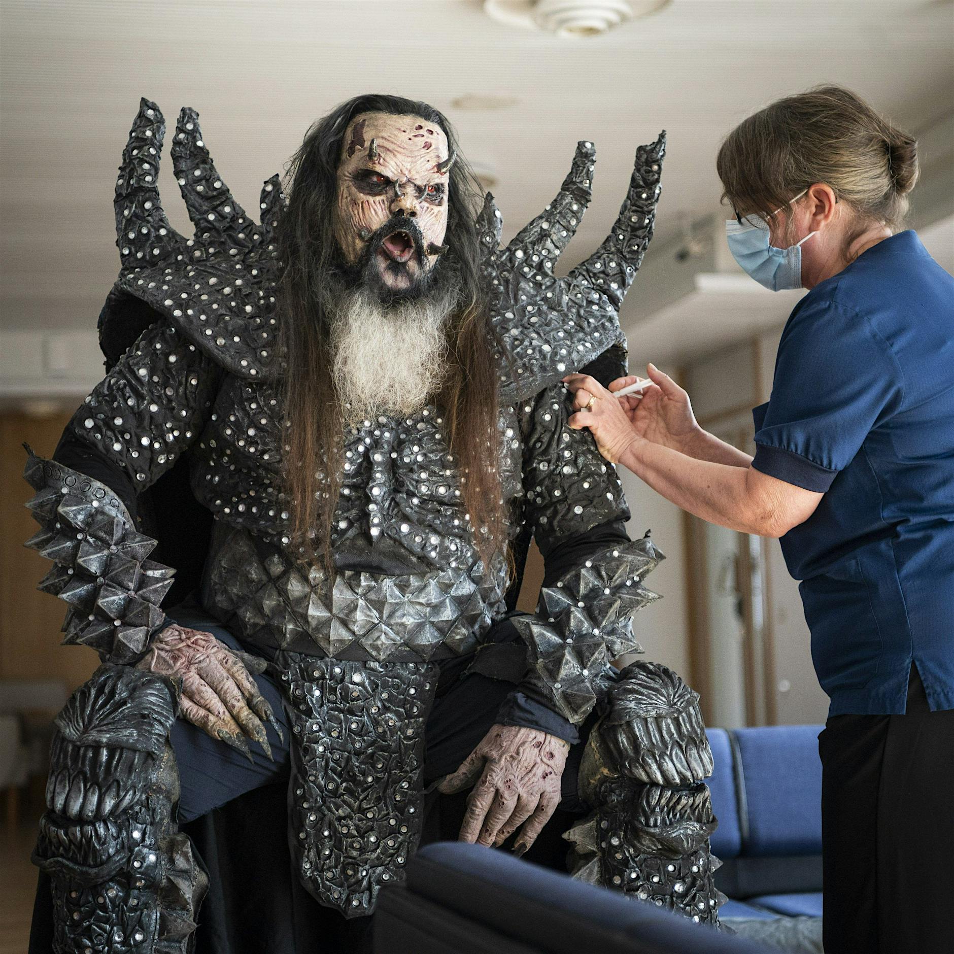 Bratwurst, Bier und Gratis-Joints: Kuriose Impfaktionen aus aller Welt