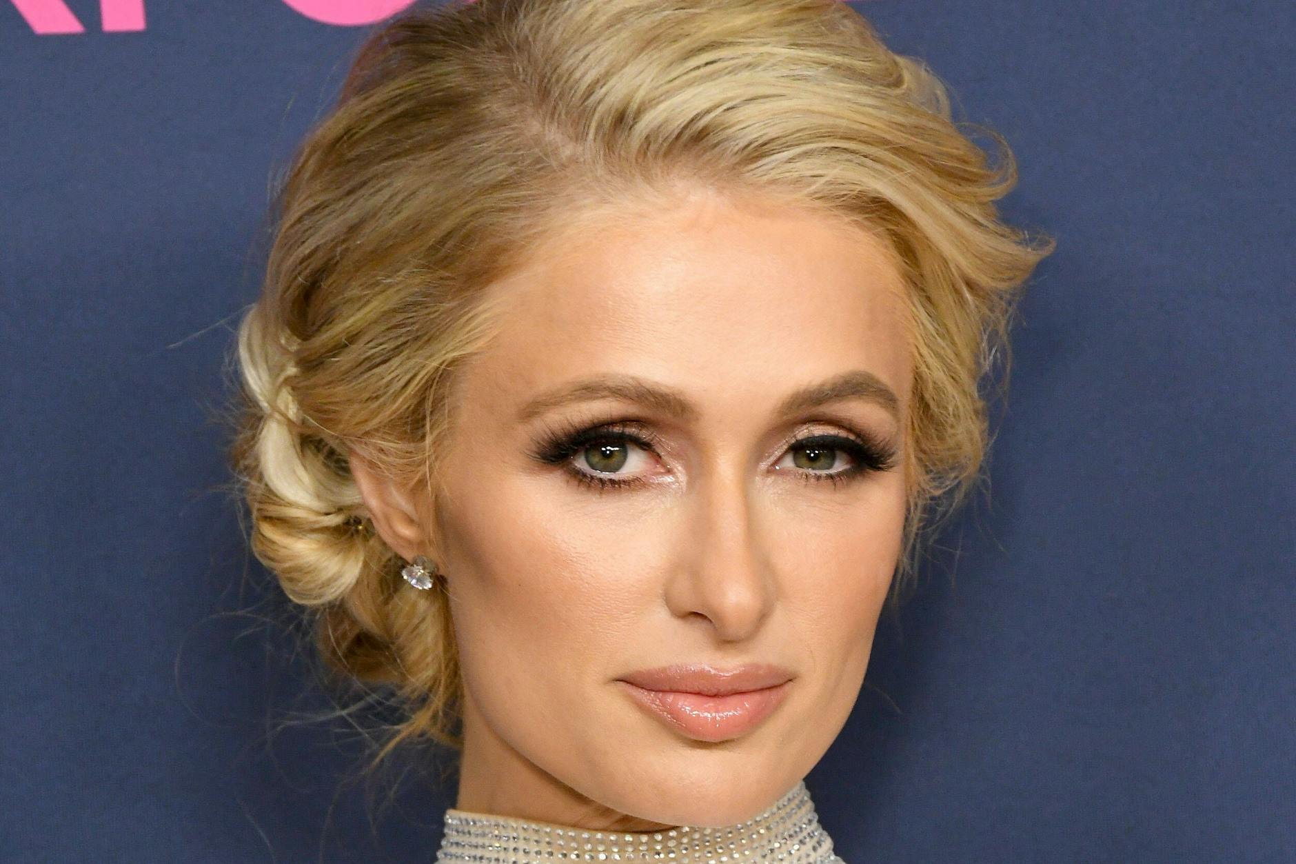 Die Hotelerbin Paris Hilton hat ihre Freundin Britney Spears im Vormundschaftsstreit öffentlich unterstützt.